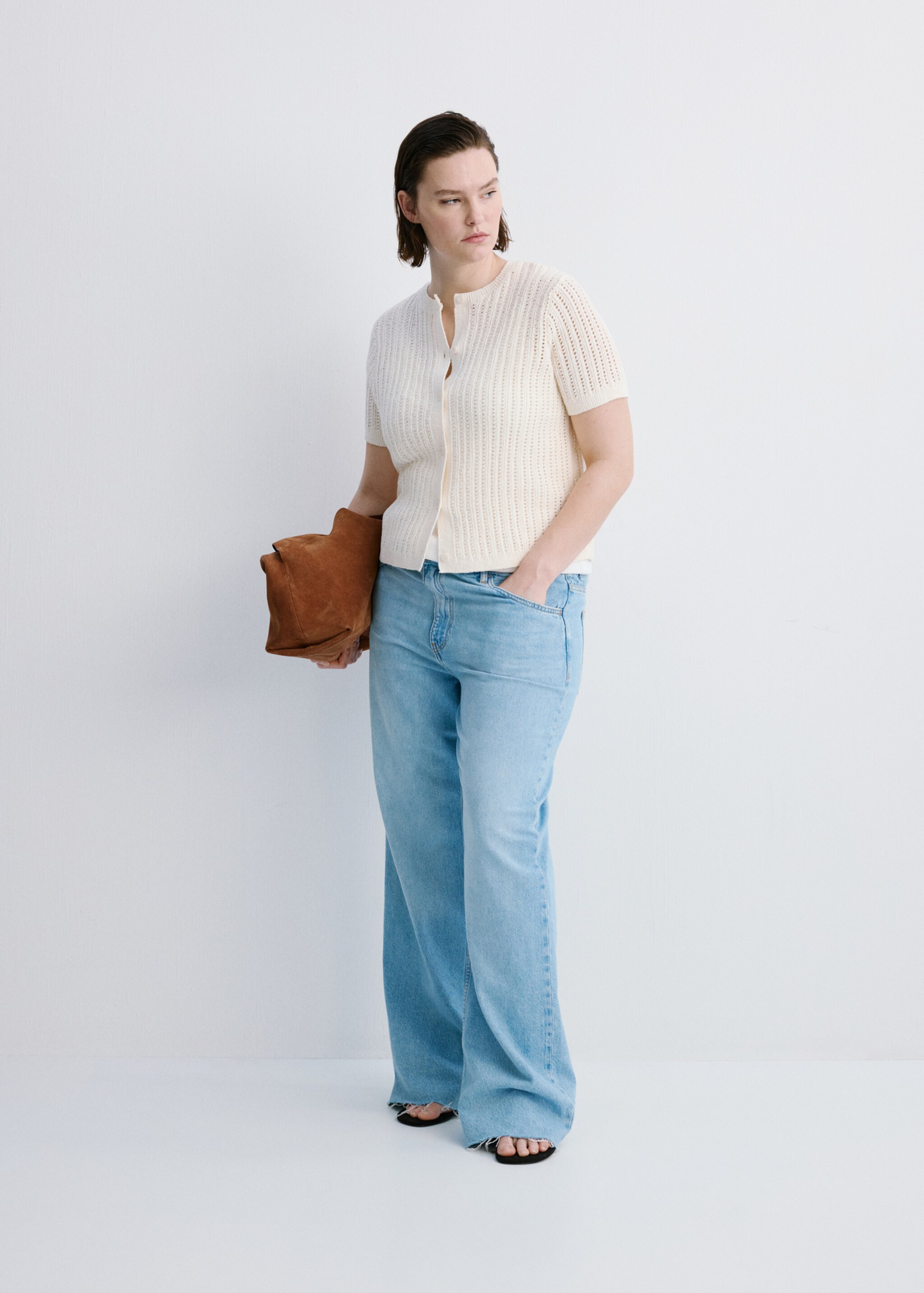 سترة محاكة مزخرفة - تفاصيل المنتج 3, بيج فاتح. Ref: 27087137-00.