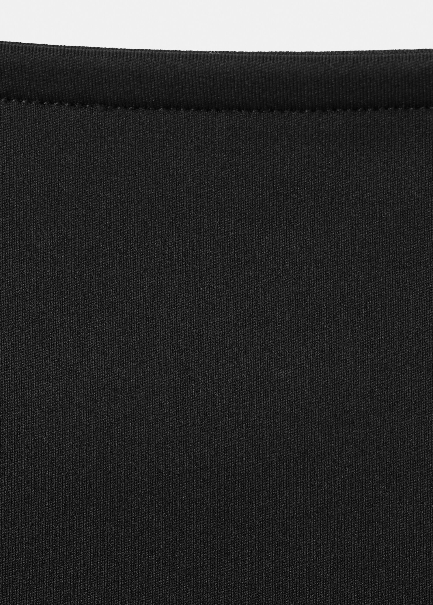 Fitted crop top - Details of the article 0