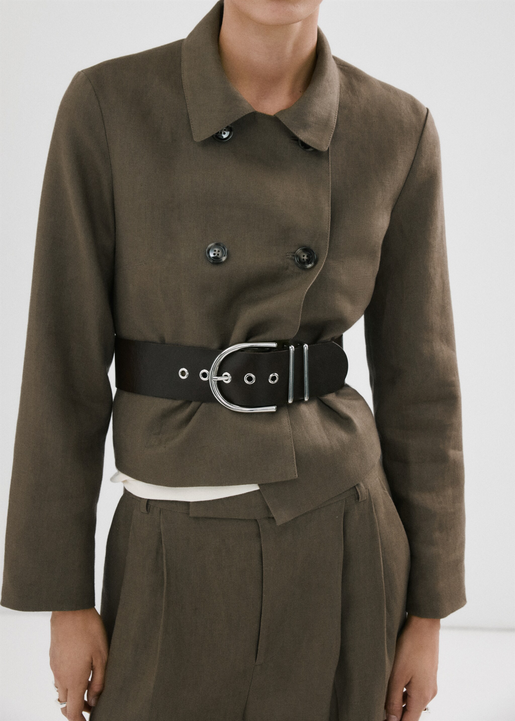 Double-breasted linen jacket - Details of the article 6, Khaki. Ref: 27087141-00.