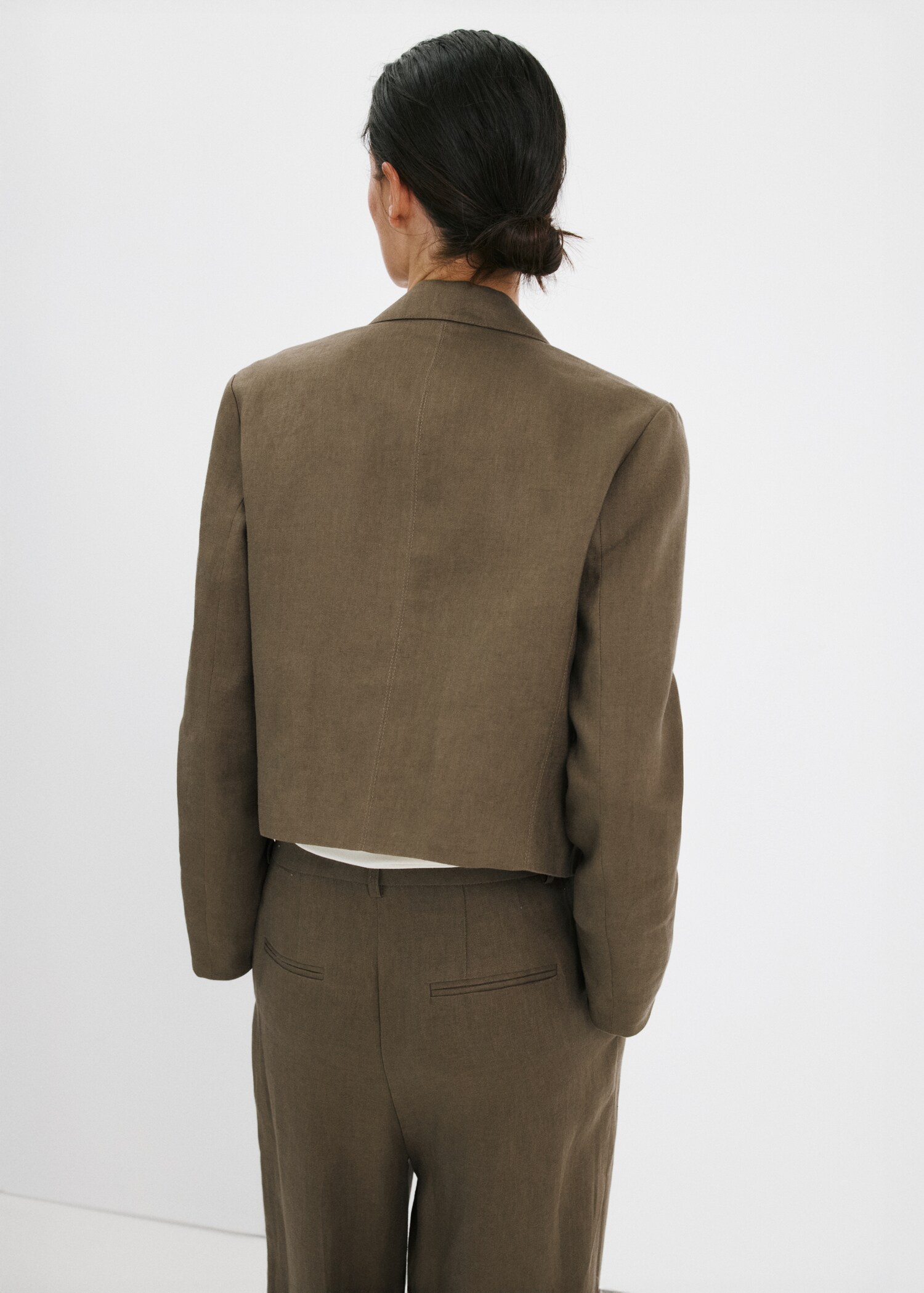 Double-breasted linen jacket - Reverse of the article