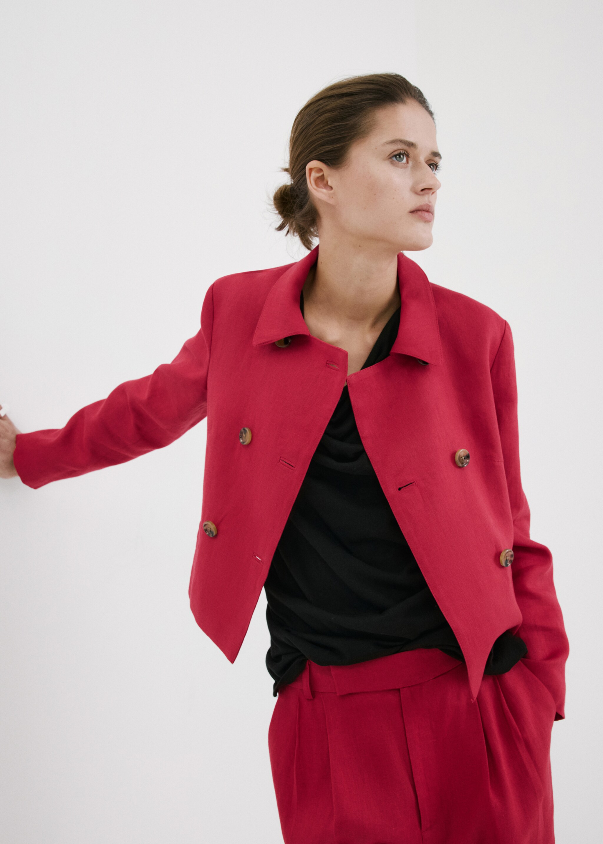 Double-breasted linen jacket - Medium plane, Red. Ref: 27087141-00.