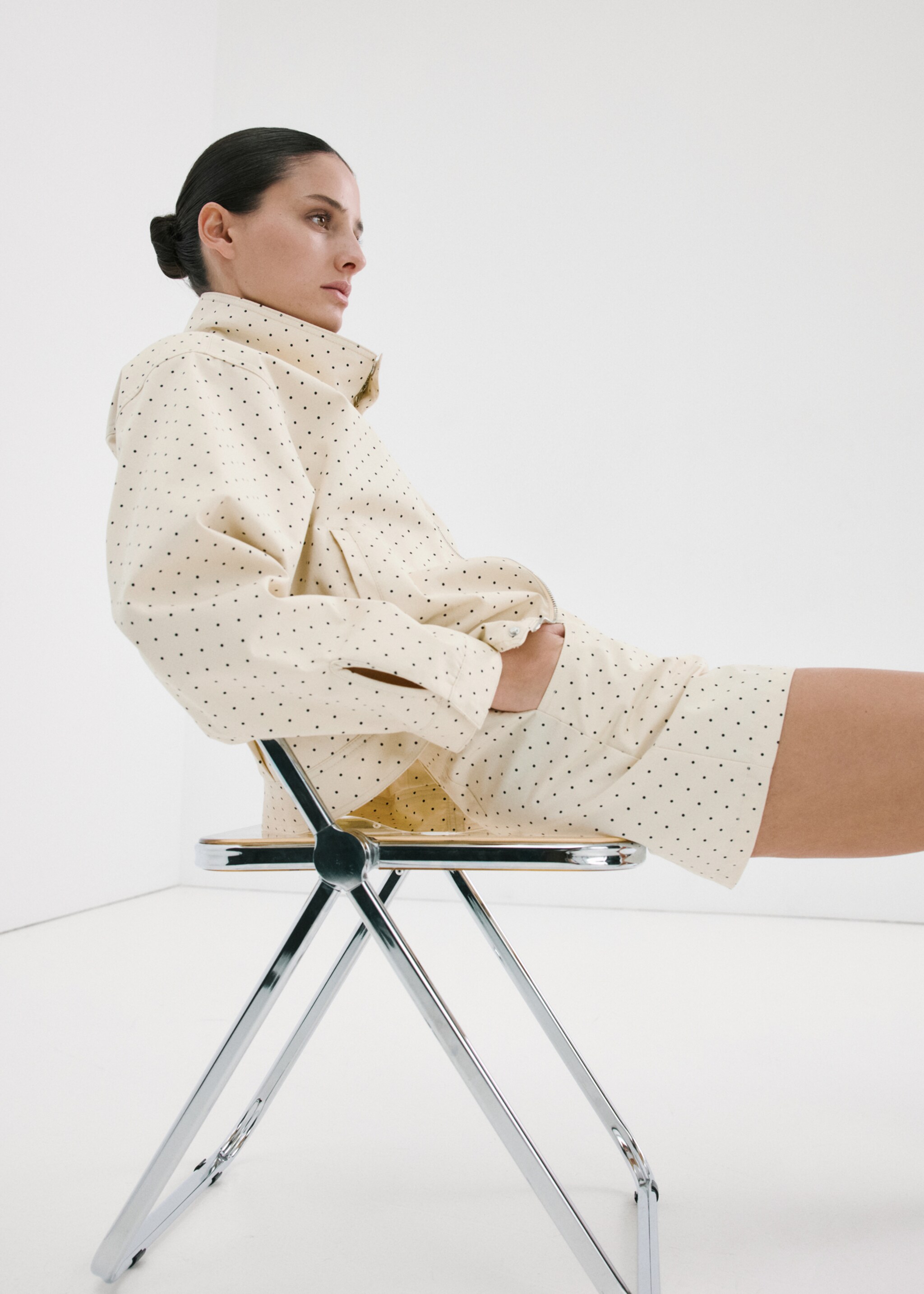 Polka dot cotton shorts - Details of the article 1, Ecru. Ref: 27087142-00.