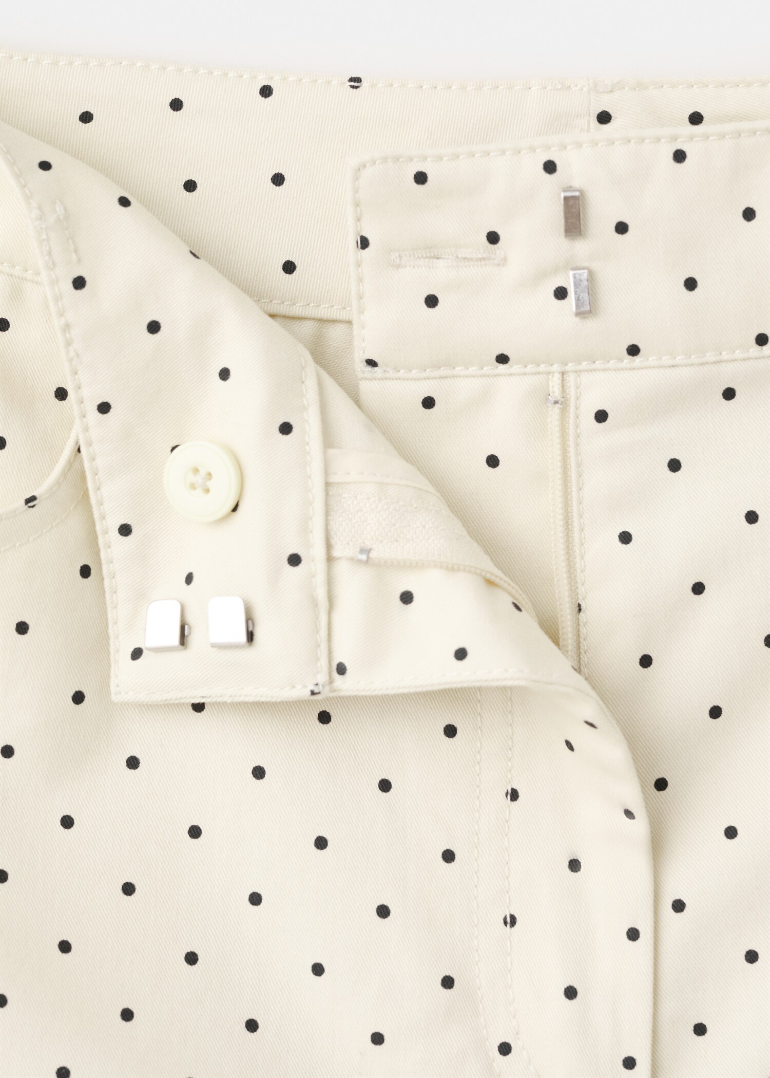 Polka dot cotton shorts - Details of the article 8