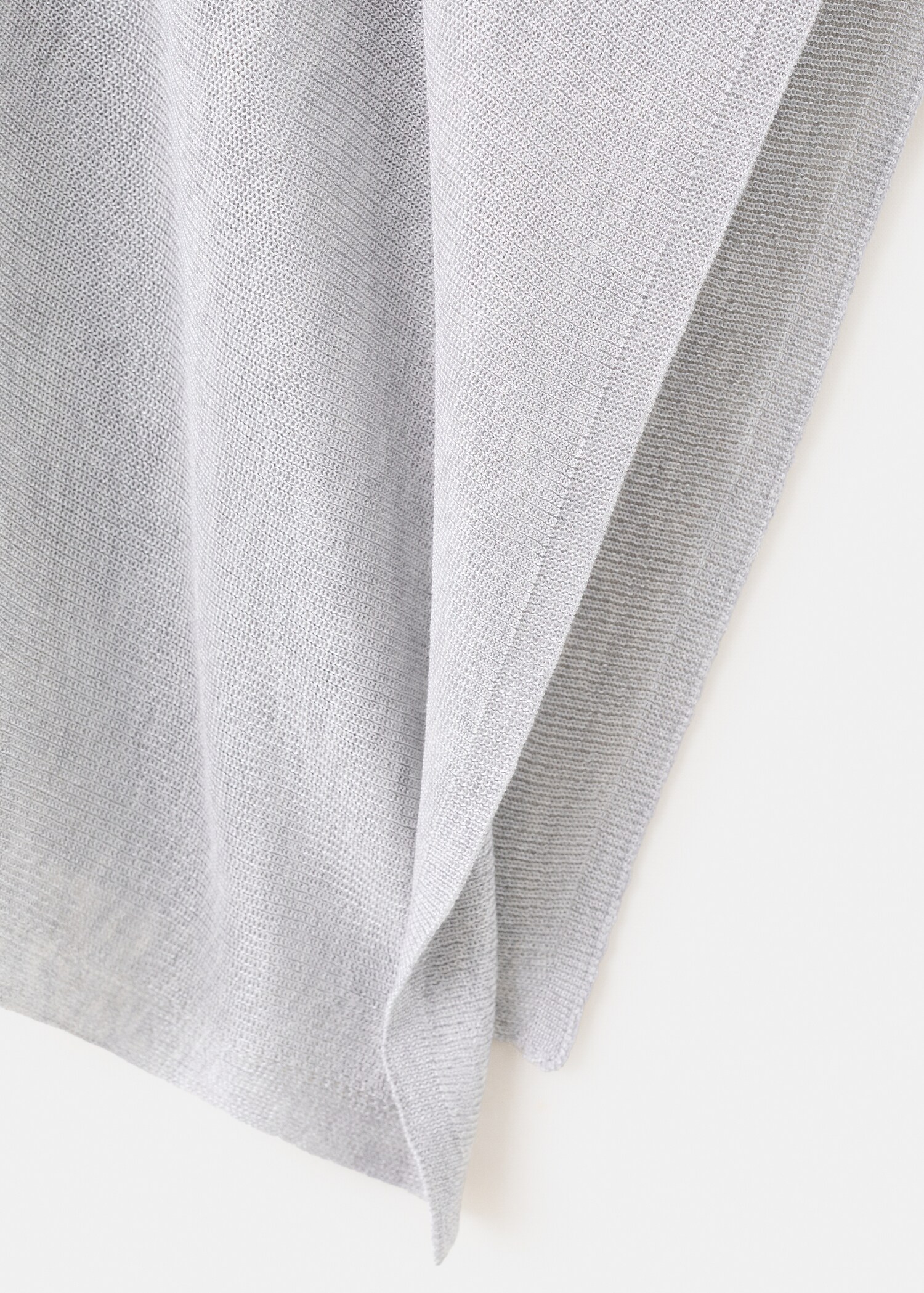 Asymmetrical knitted cape - Details of the article 0