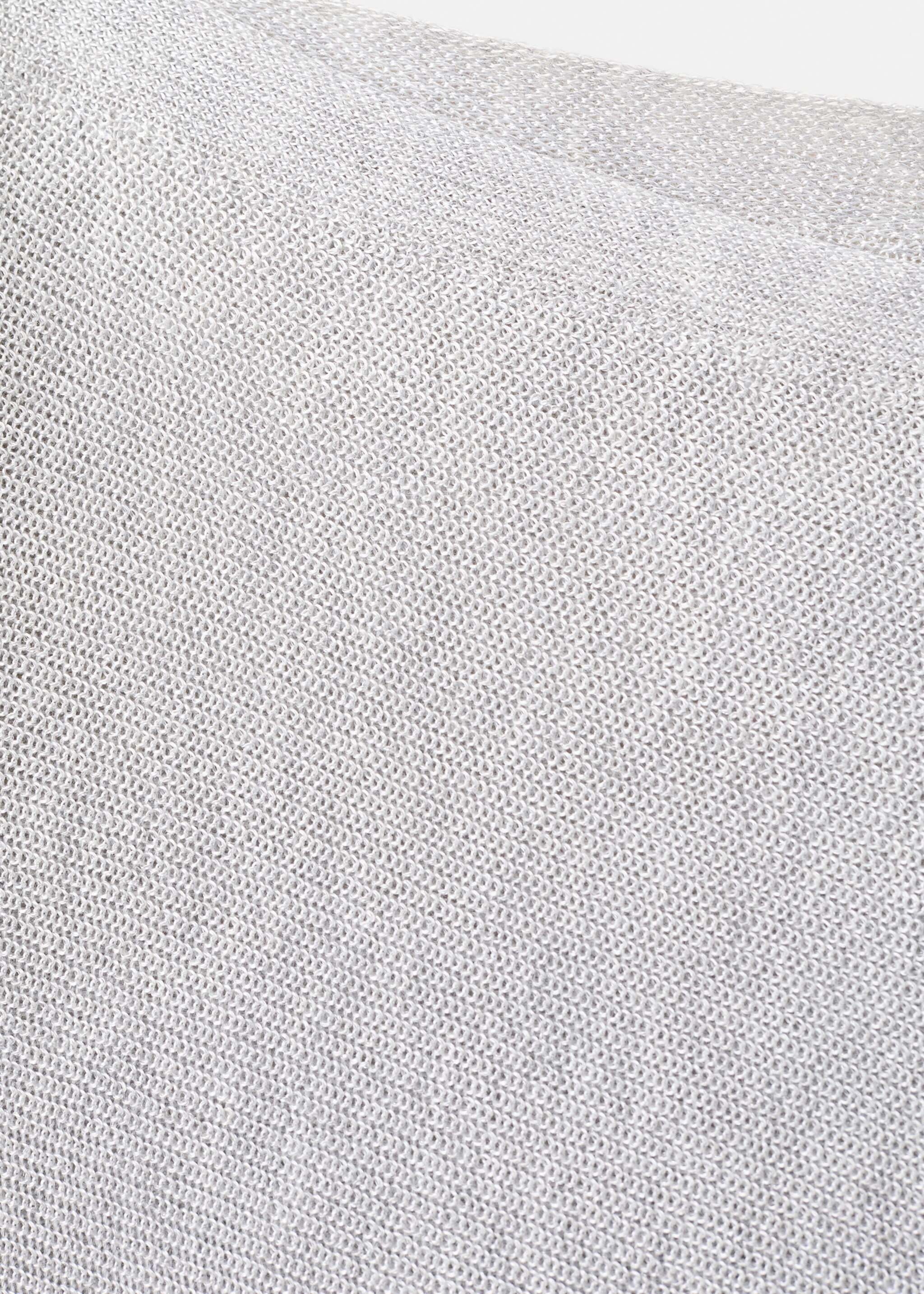 Asymmetrical knitted cape - Details of the article 8, Light Heather Grey. Ref: 27087143-00.