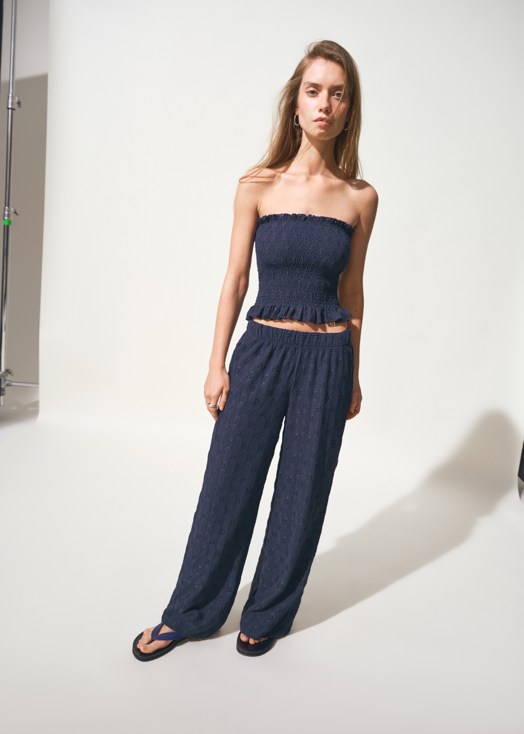 Straight trousers with embroidered details - Details of the article 1, Navy. Ref: 27087146-00.