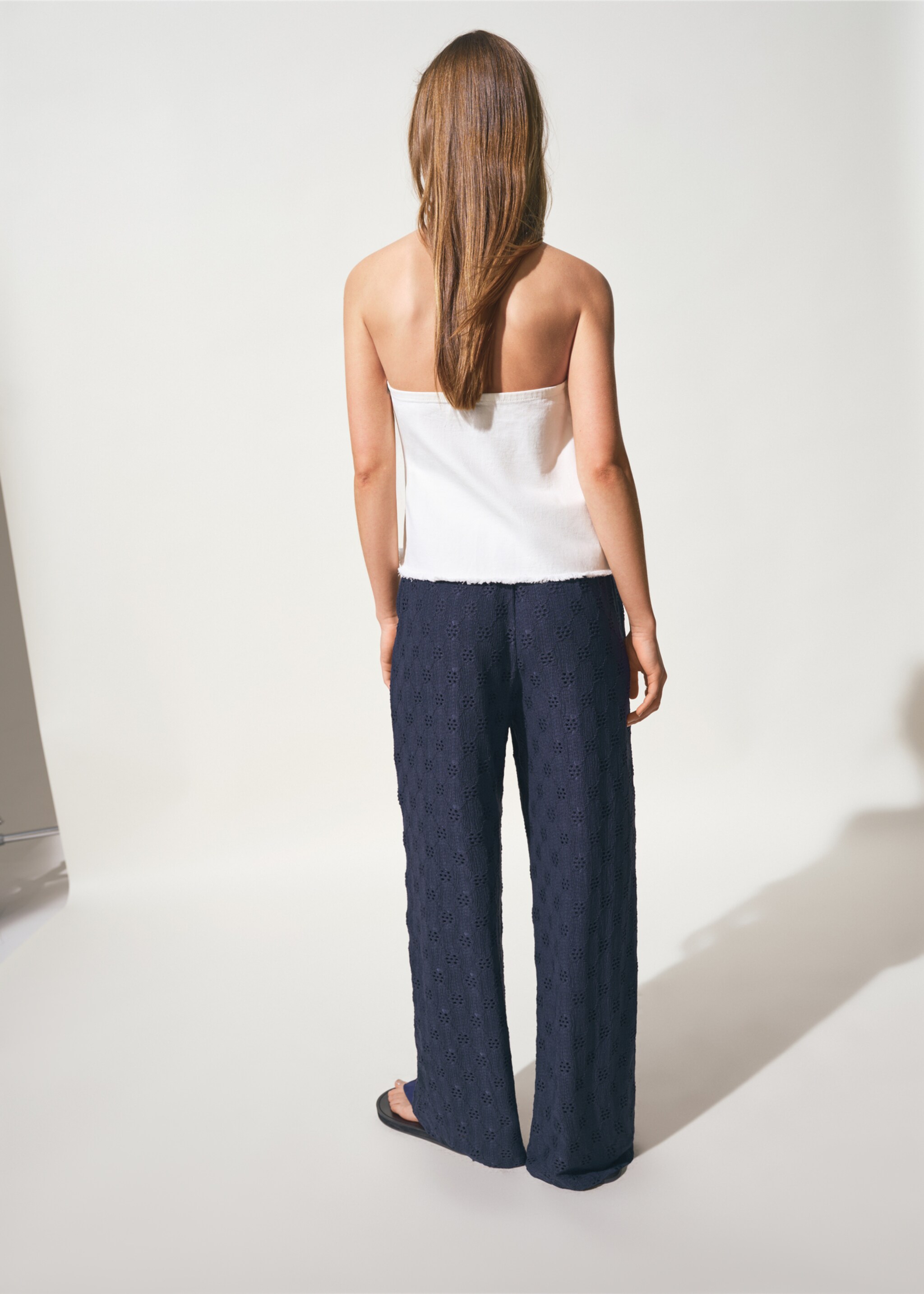 Straight trousers with embroidered details - Reverse of the article, Navy. Ref: 27087146-00.