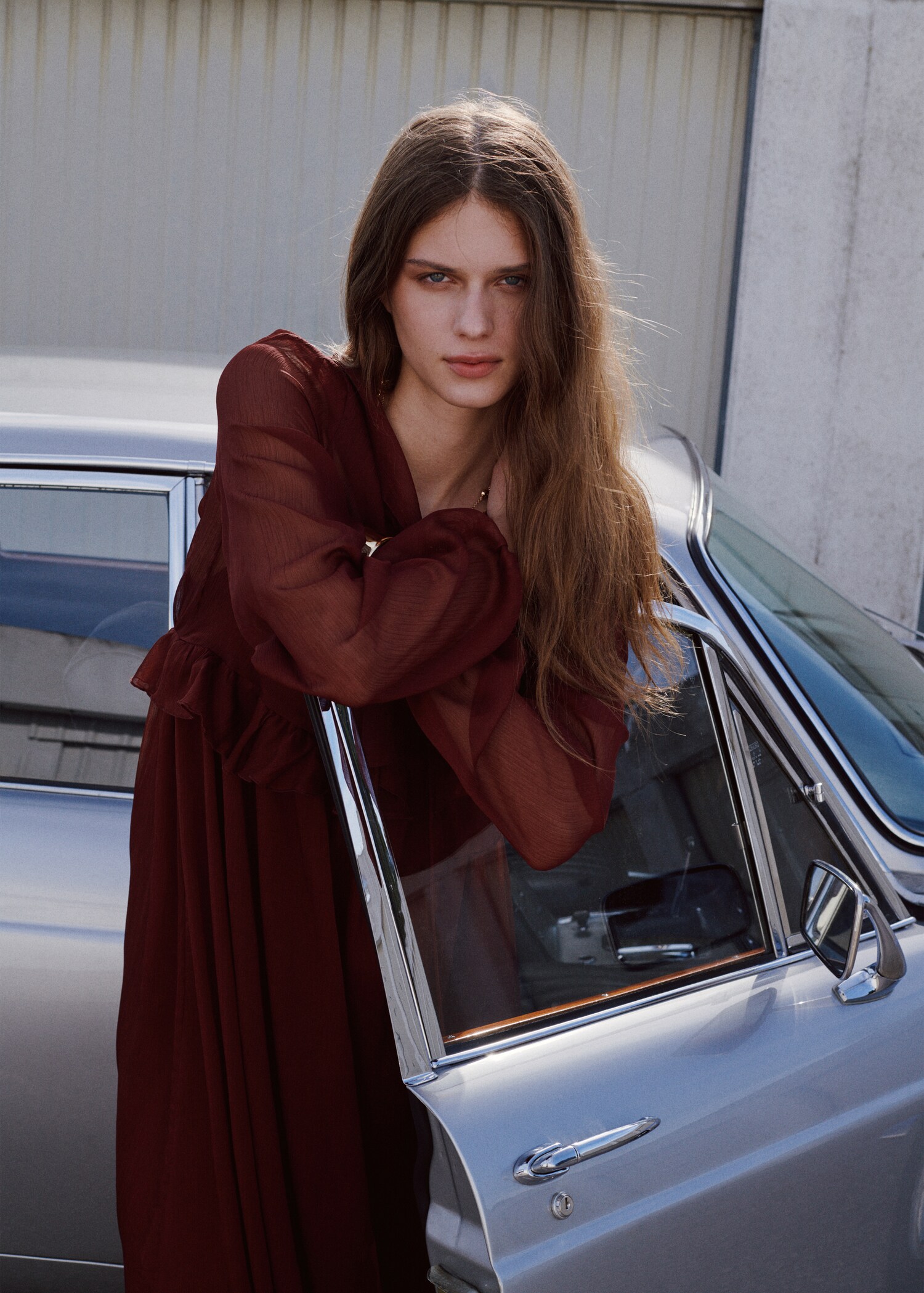 Ruffles flowy dress - Medium plane