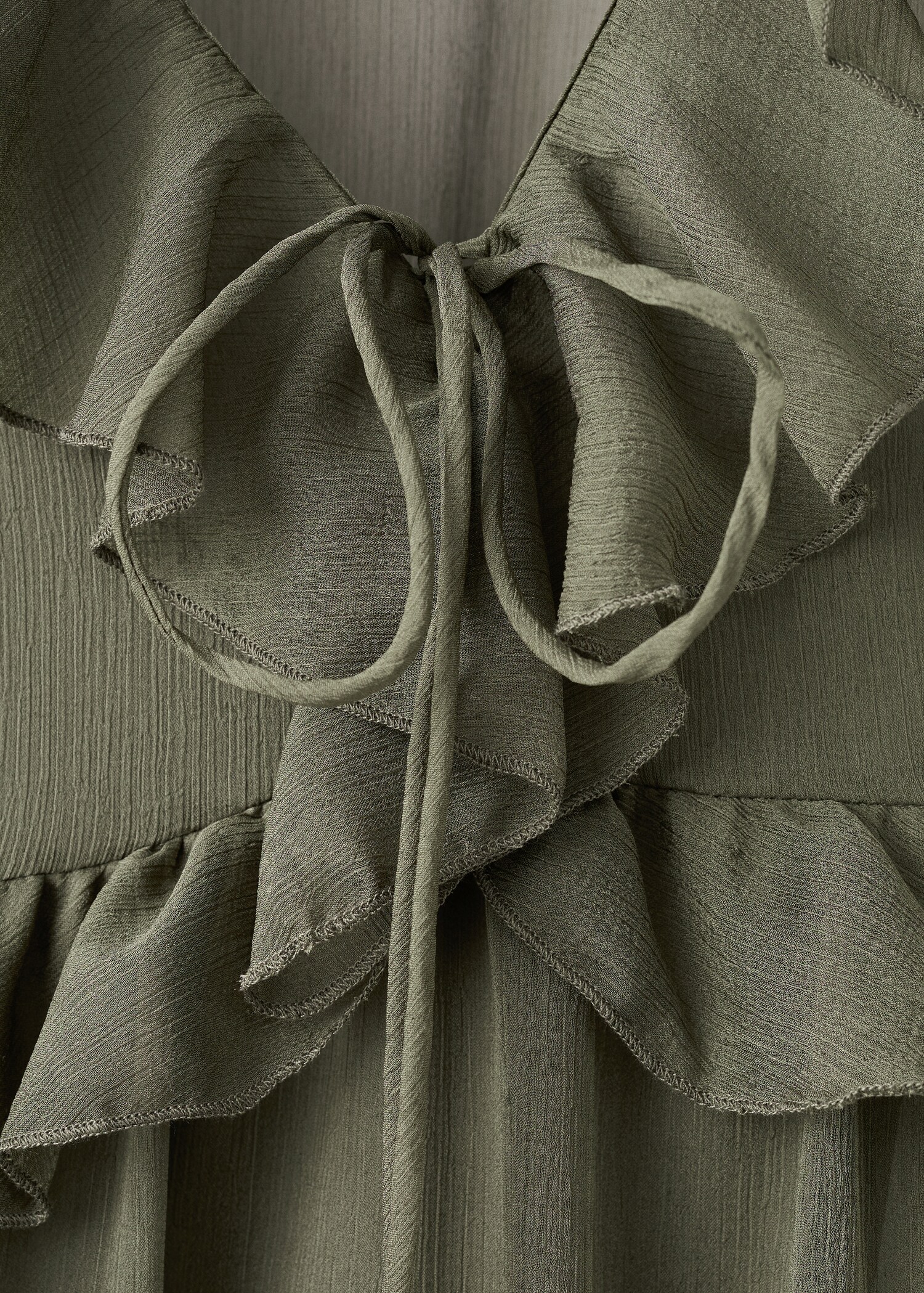 Ruffles flowy dress - Details of the article 8