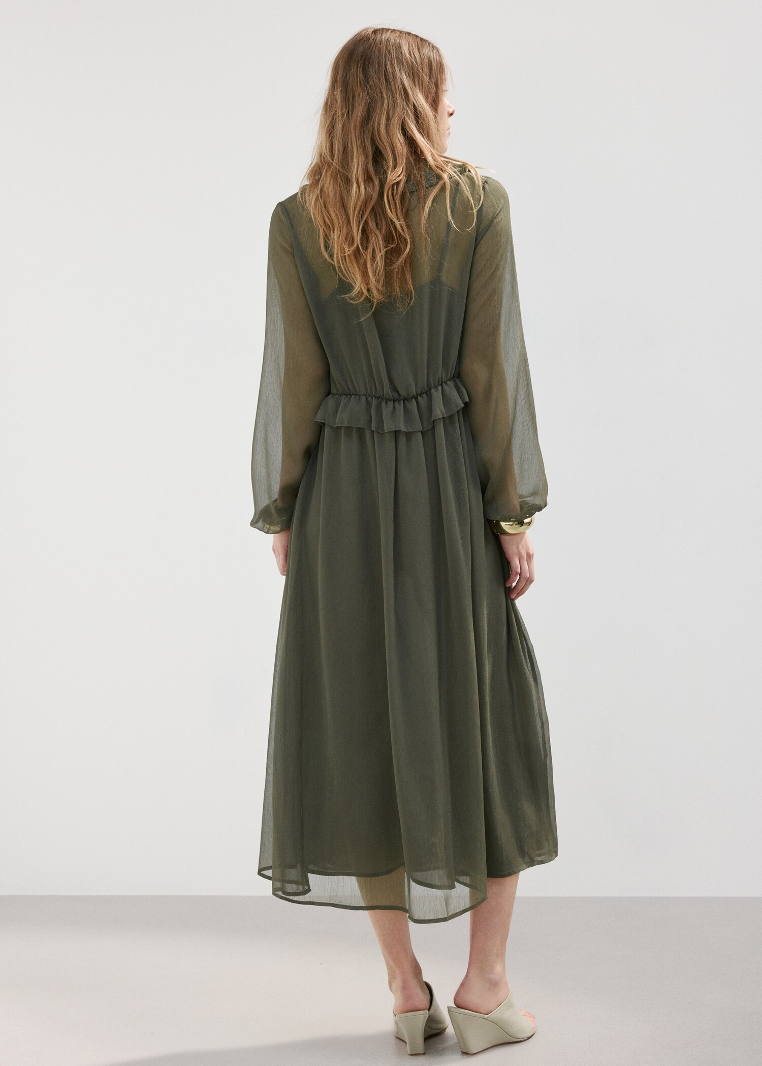 Ruffles flowy dress - Reverse of the article