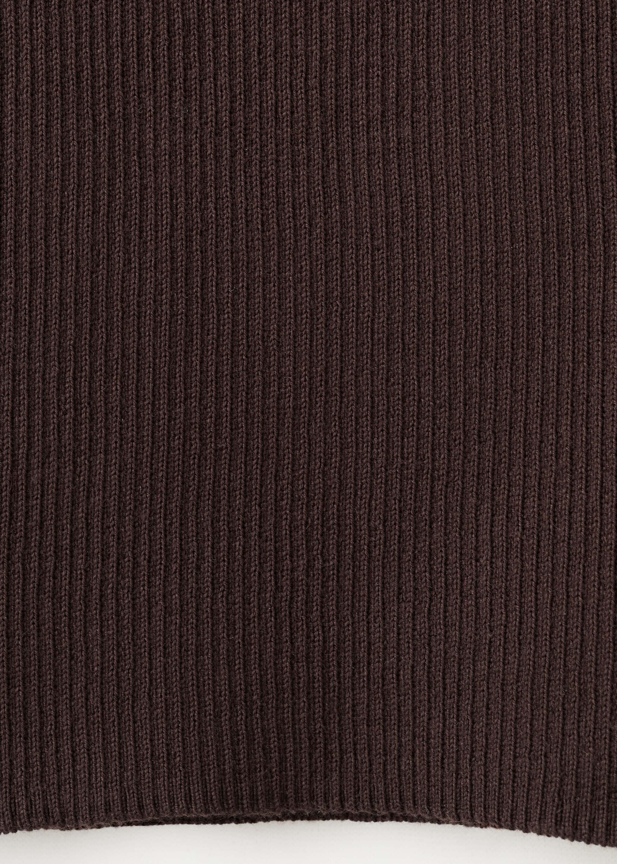 Fitted fine-knit top - Details of the article 0, Chocolate. Ref: 27087151-00.