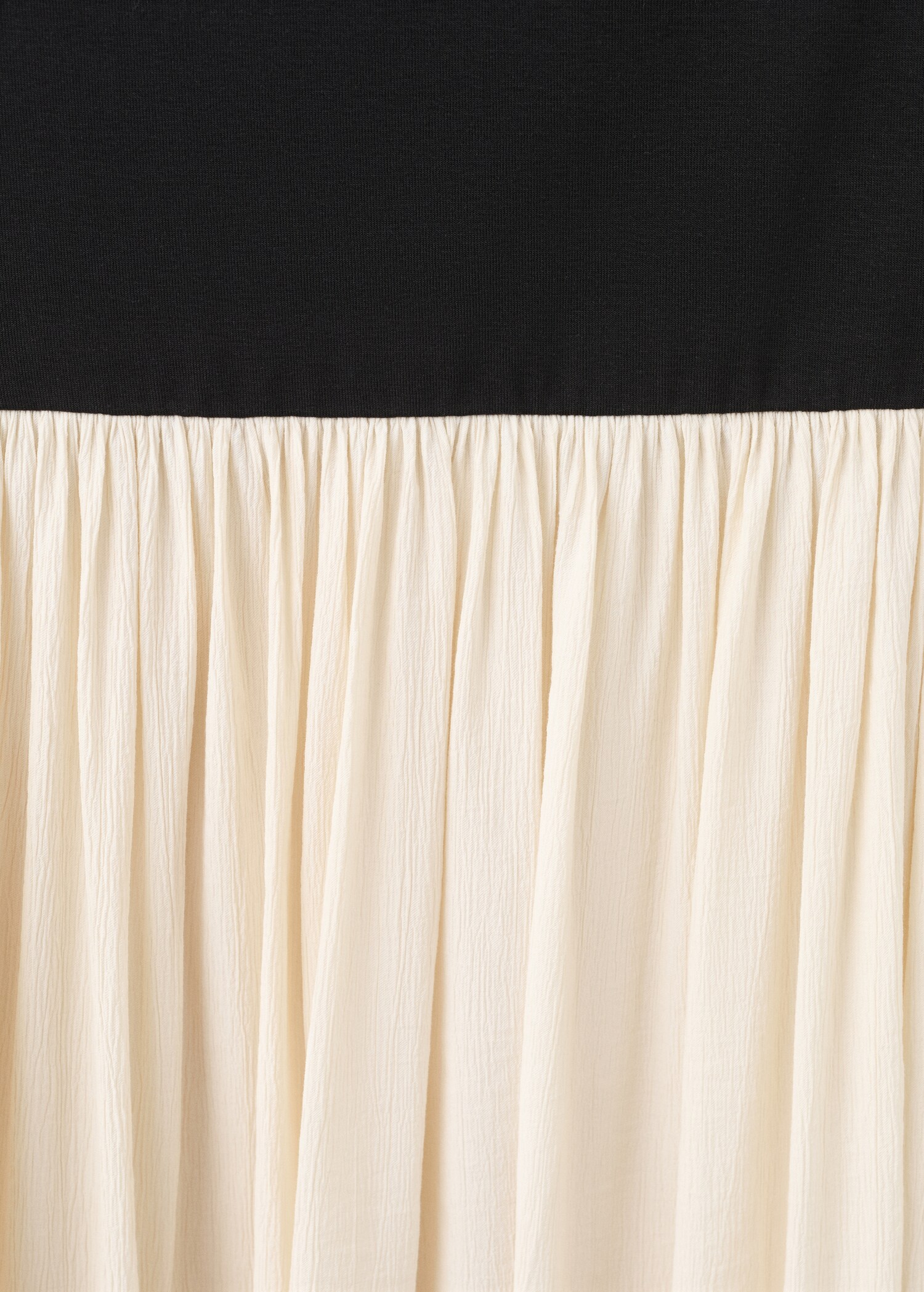 Asymmetrical flared dress - Details of the article 0