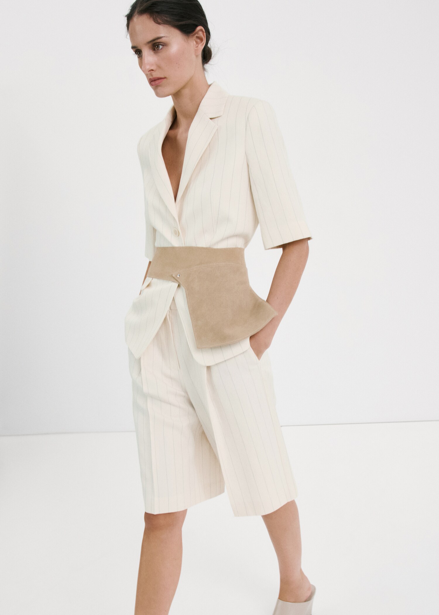 Linen suit jacket with belt - Medium plane