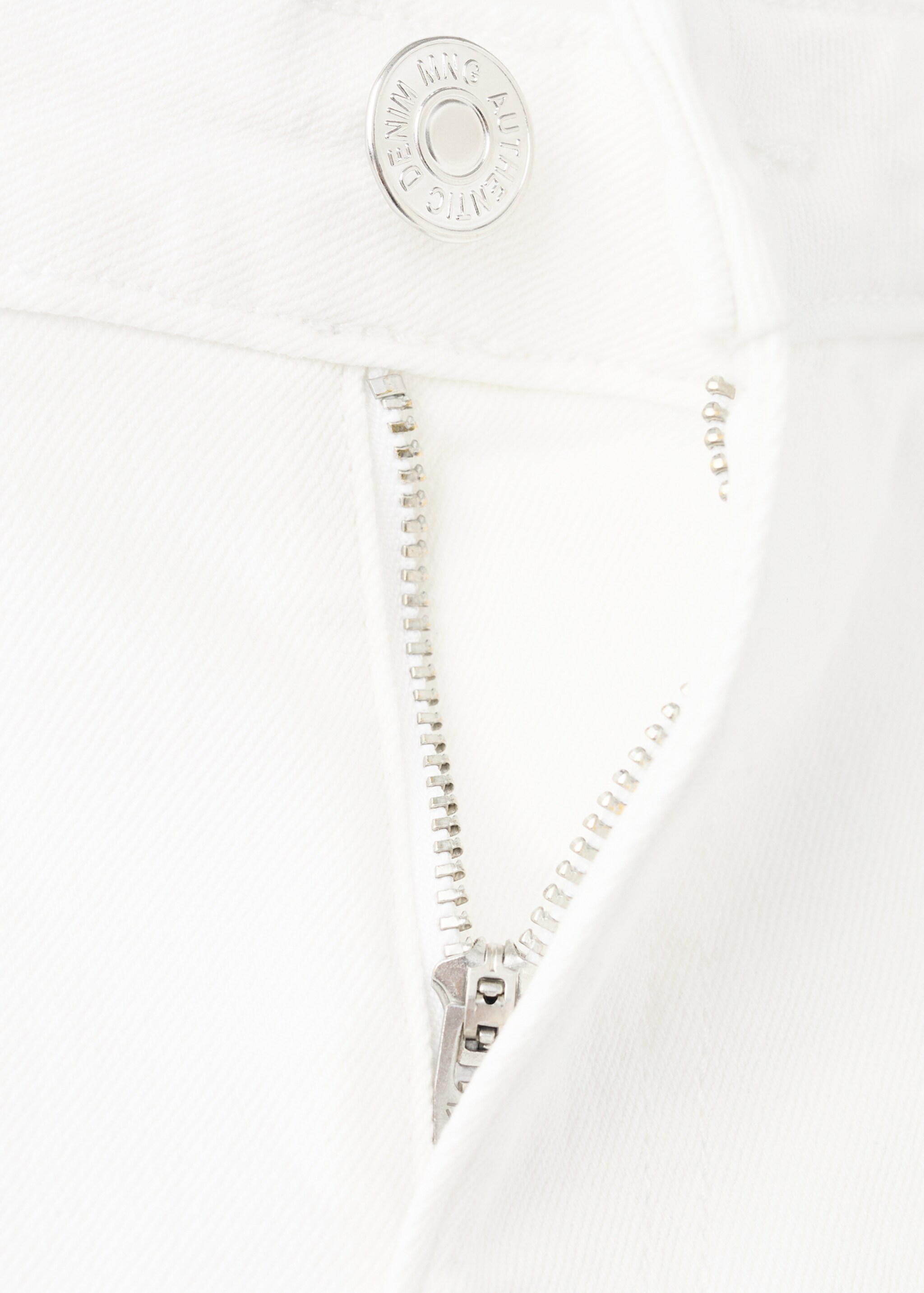 Embroidered detail shorts - Details of the article 0, White. Ref: 27087794-00.