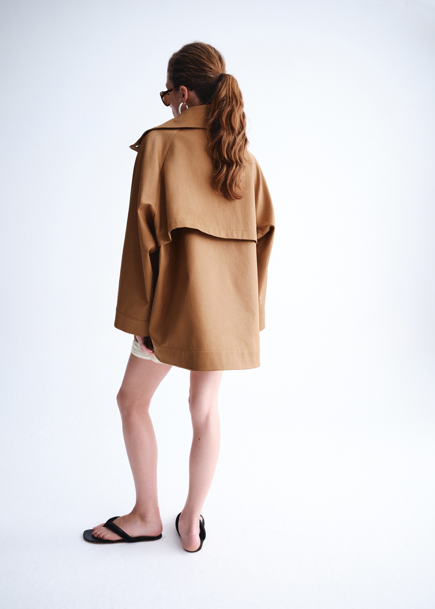 Oversized parka with funnel neck - Reverse of the article
