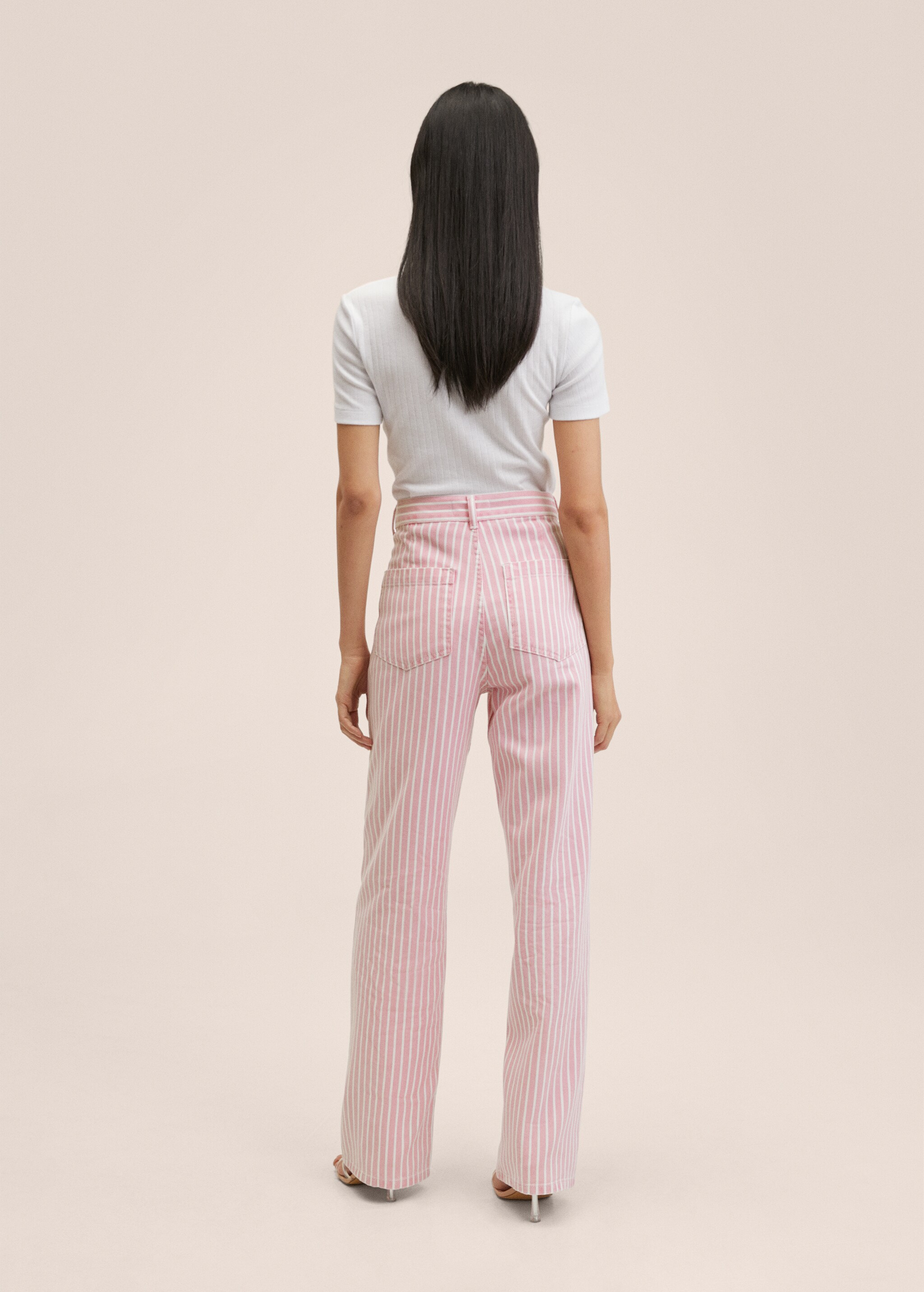 Mid-rise straight-leg jeans - Reverse of the article