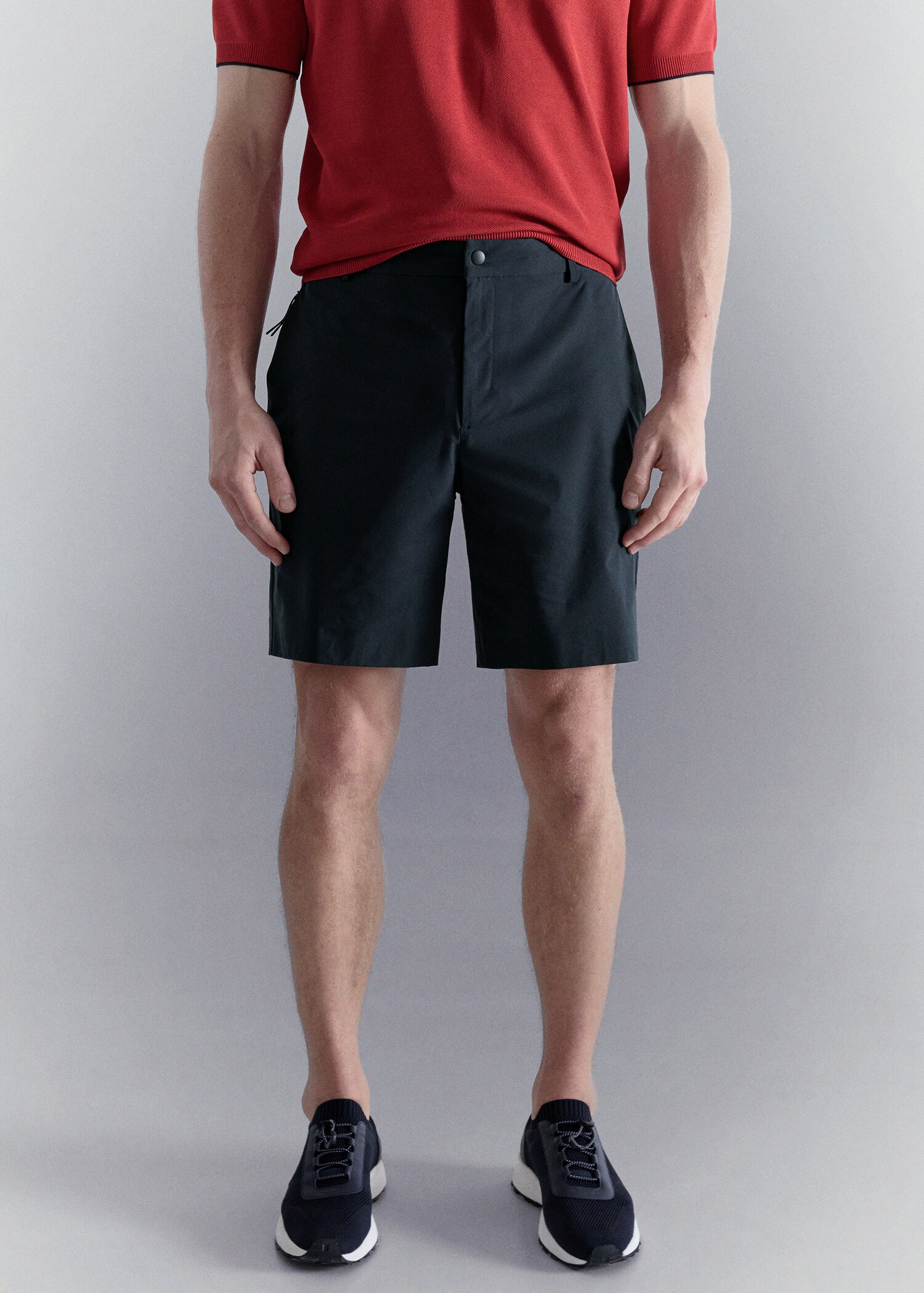 Comfort-stretch water-repellent Bermuda shorts - Medium plane