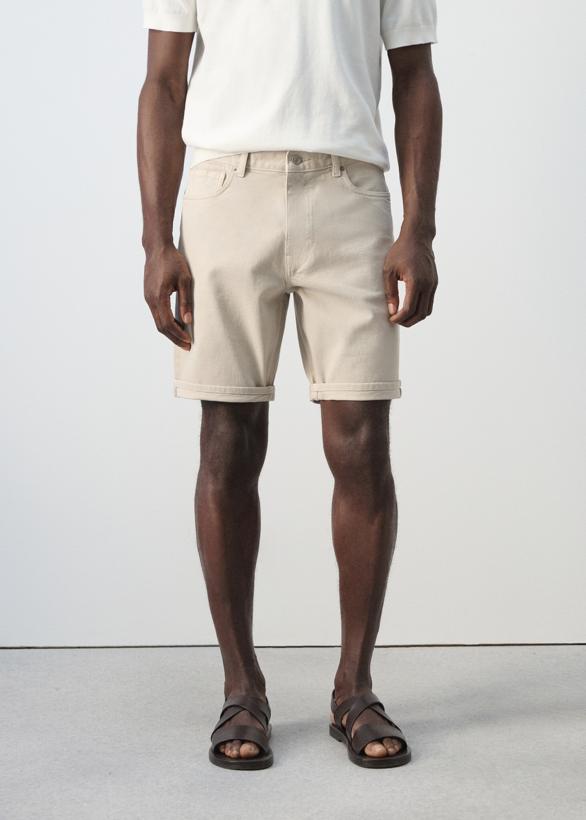 Бермуды из денима slim fit - Средний план, Бежевый. Ref: 27087894-00.