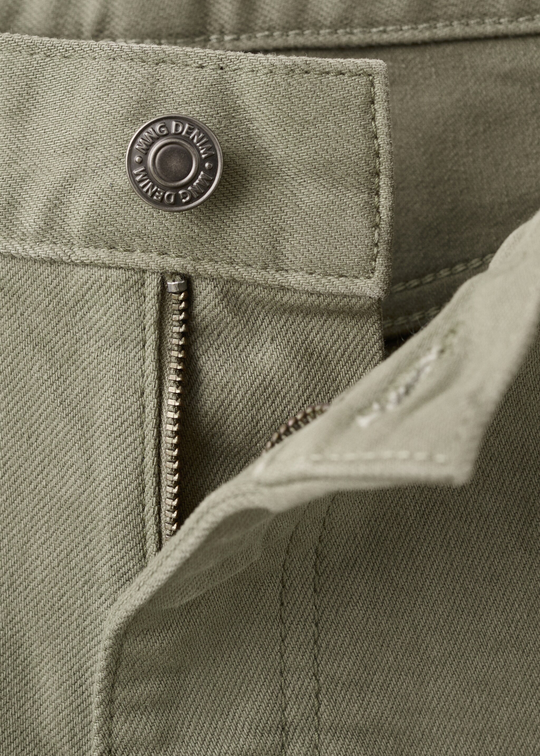 Bermudes texanes slim fit - Detall de l'article 0, Caqui. Ref: 27087894-00.