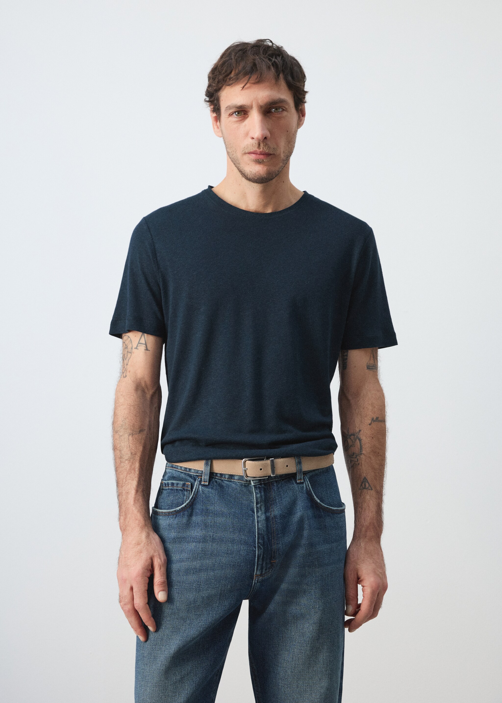 T-shirt lin slim-fit - Plan moyen, Bleu marine. Ref: 27087895-00.