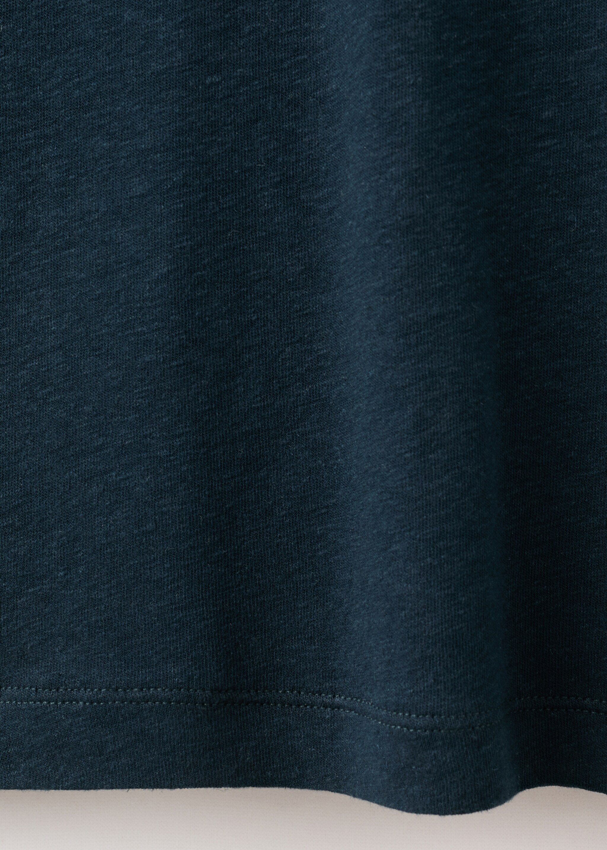 T-shirt lin slim-fit - Détail de l'article 0, Bleu marine. Ref: 27087895-00.