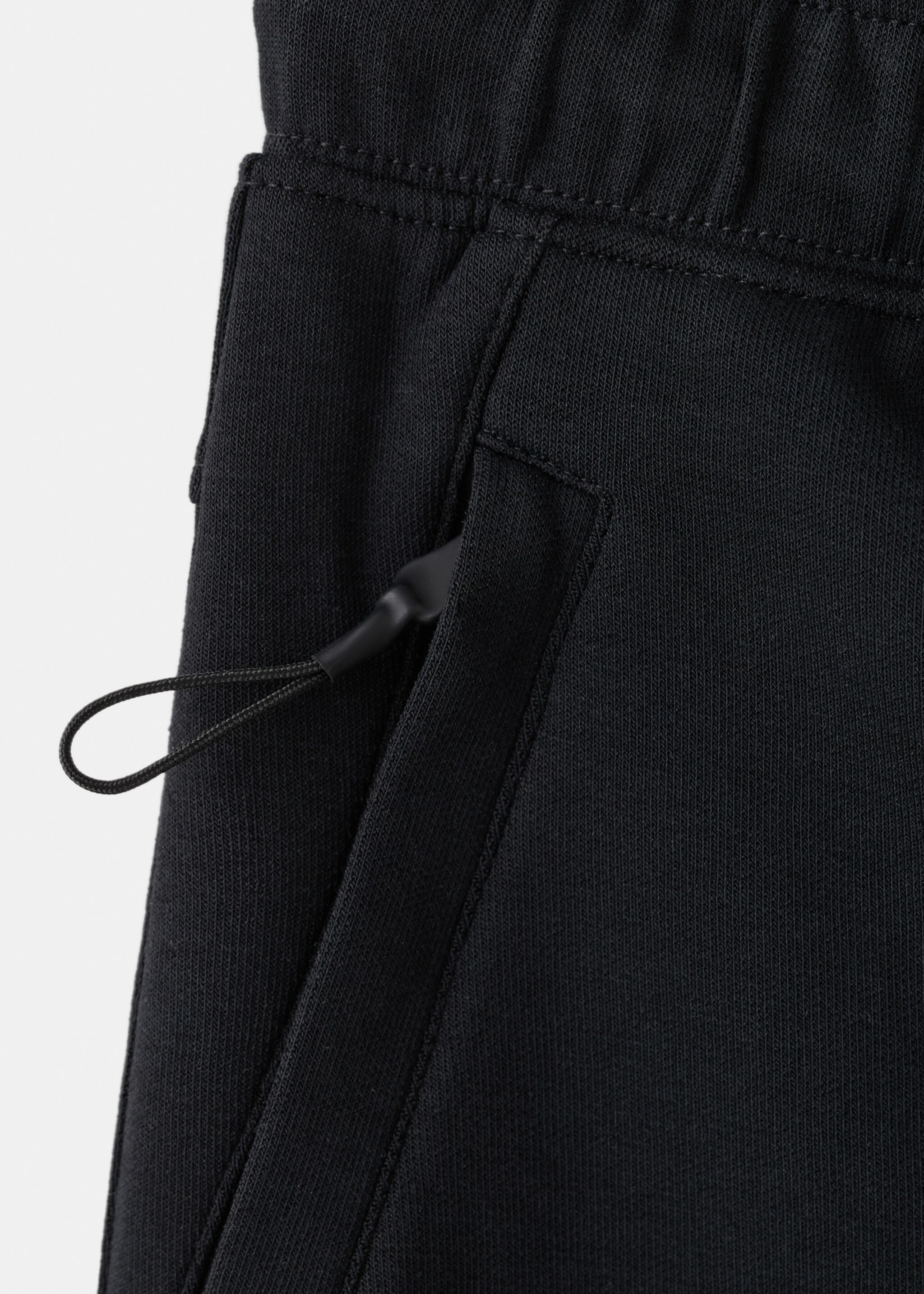 Cotton sports shorts - Details of the article 0, Black. Ref: 27087904-00.