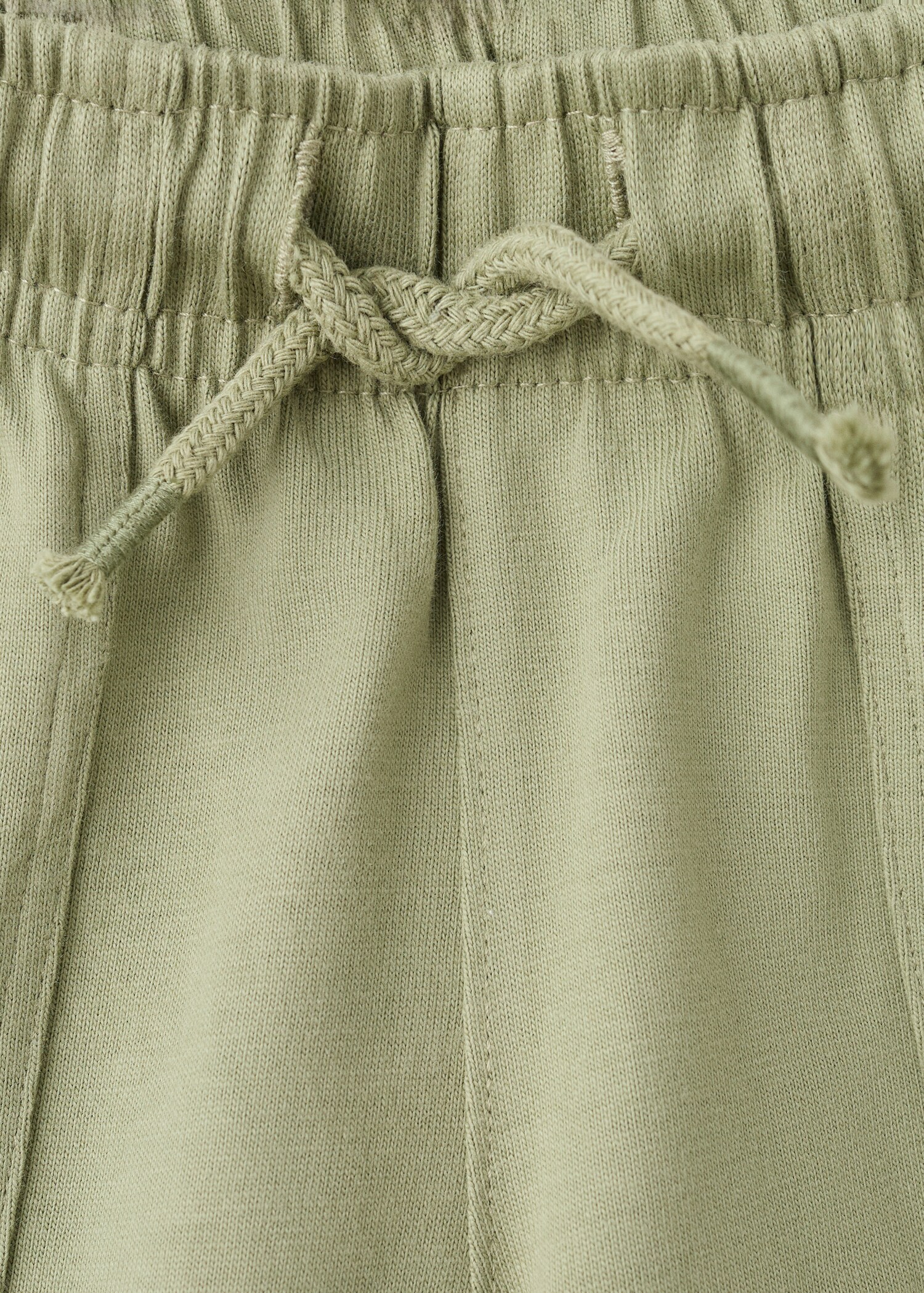 Sport Bermuda shorts - Details of the article 8