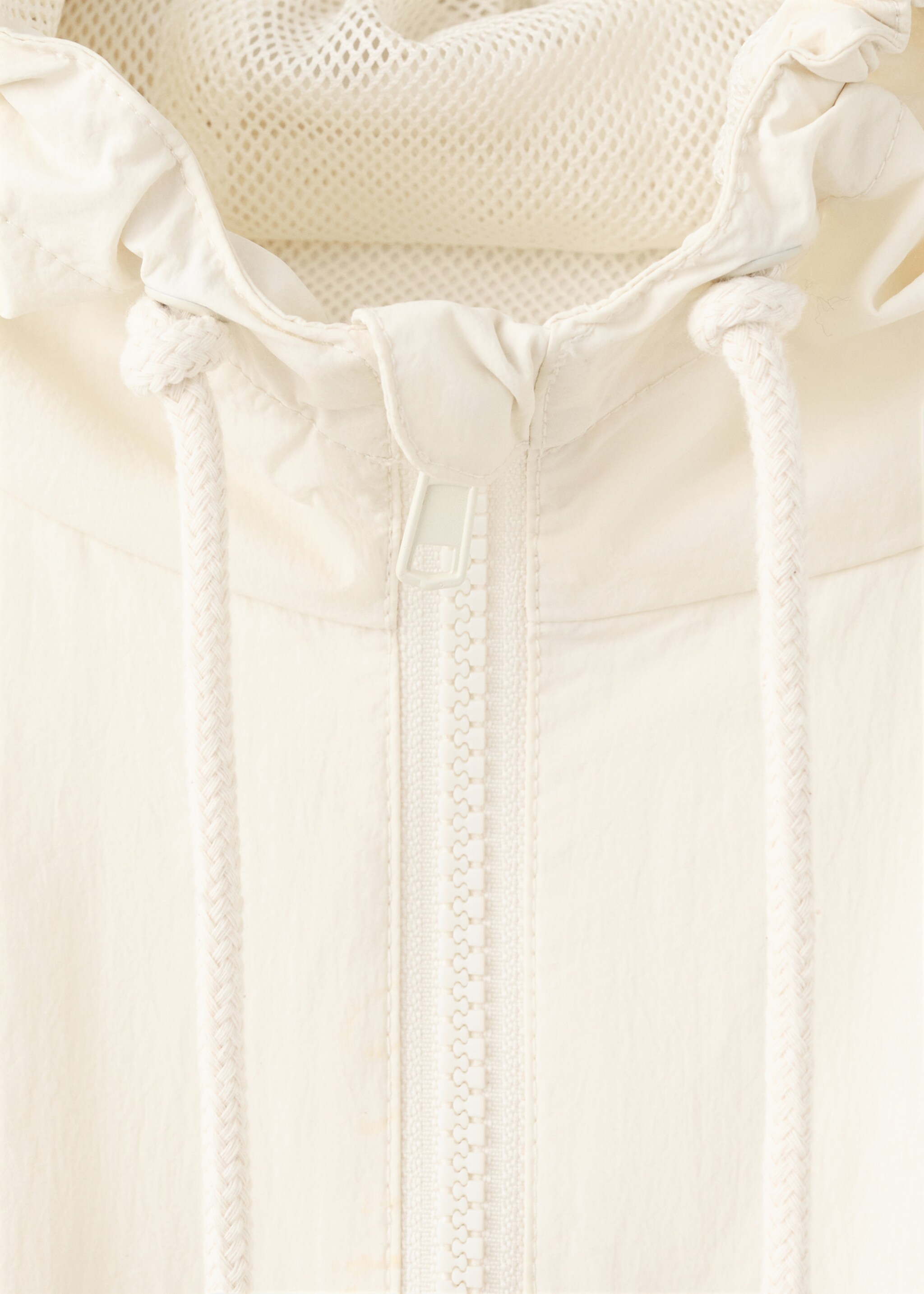 Oversized hooded parka - Details of the article 8, Ecru. Ref: 27087929-00.