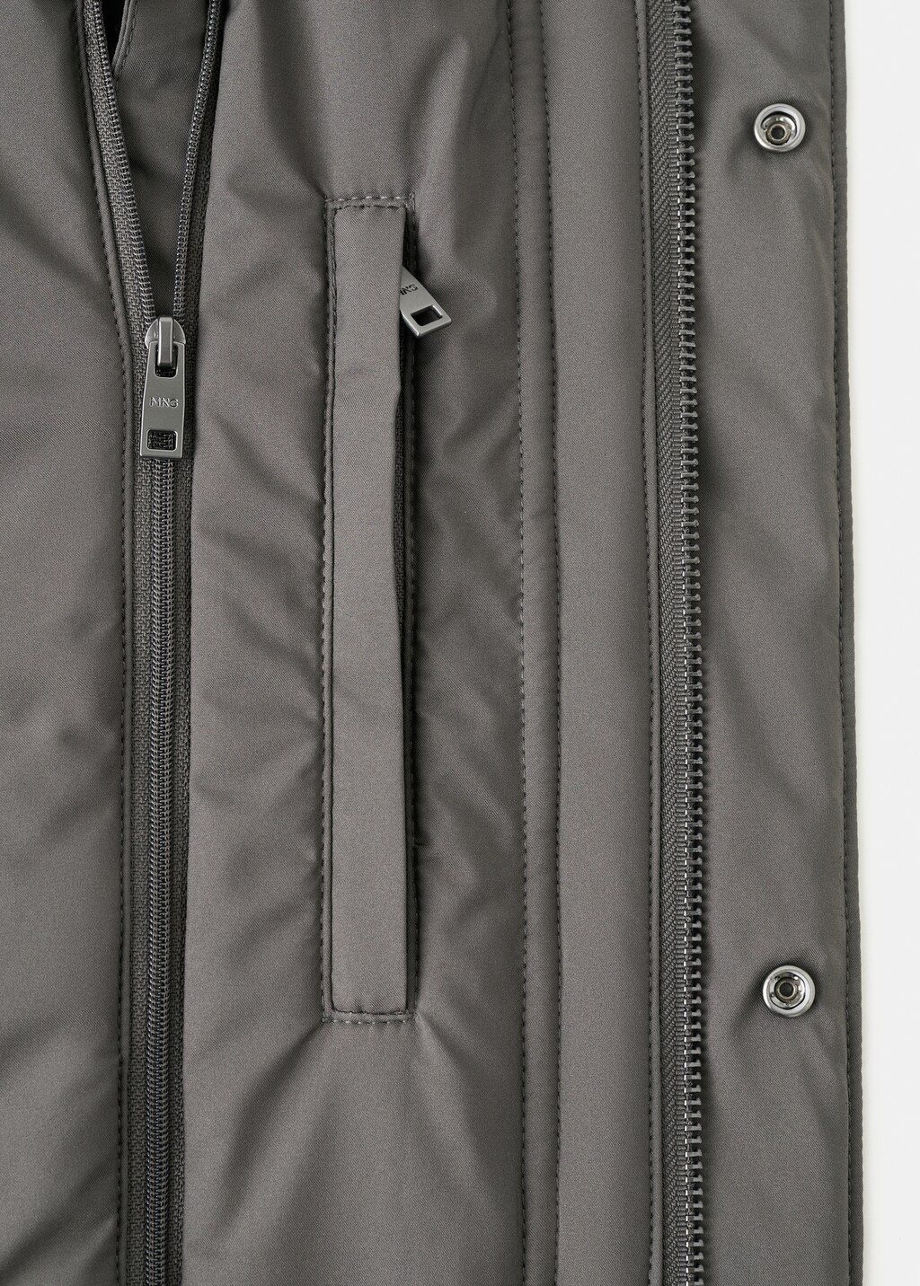 Detachable water-repellent padded parka