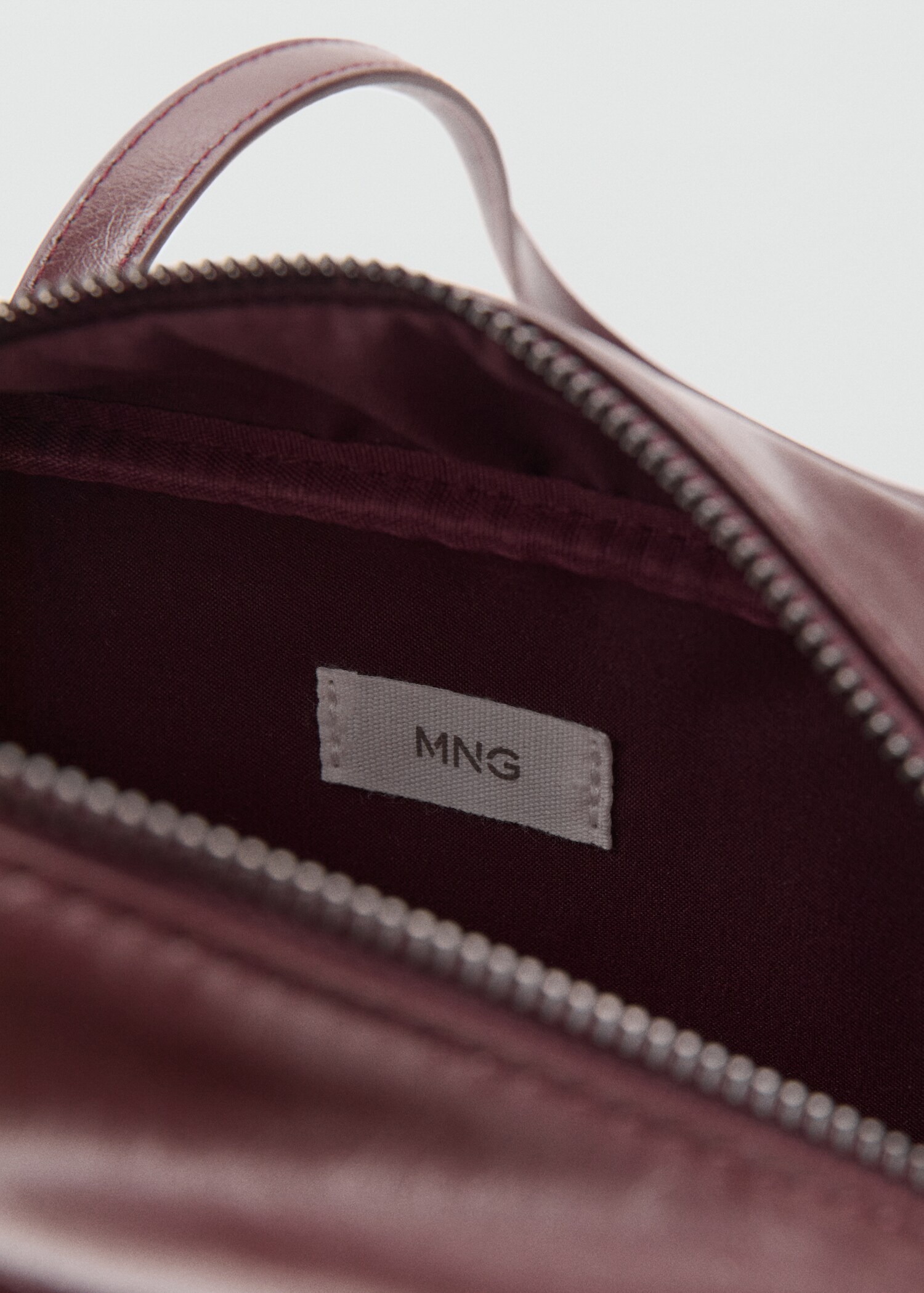 Bowling bag with faux-leather finish - Details of the article 2