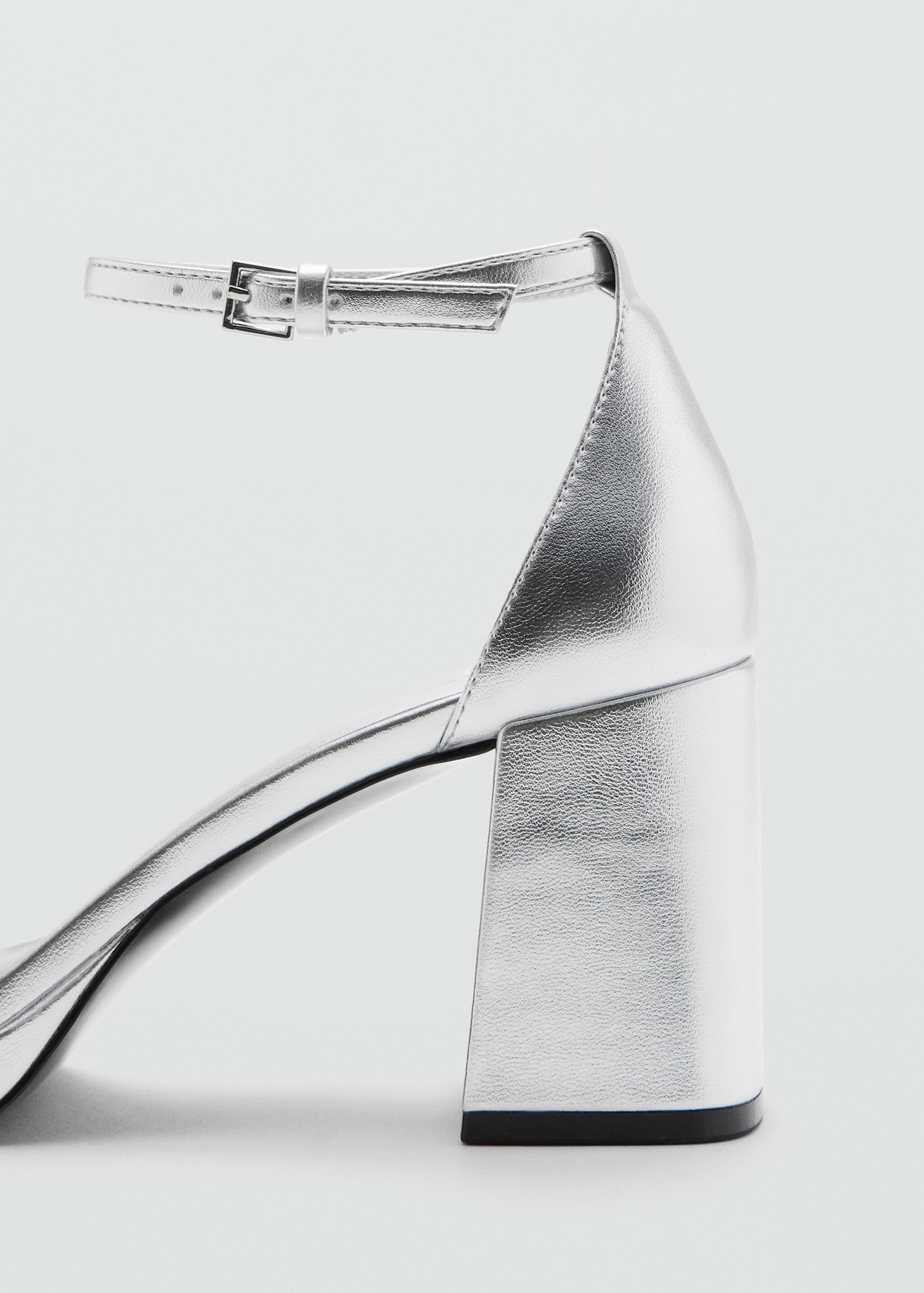 Metallic heel sandals - Details of the article 1, Silver. Ref: 27091177-00.