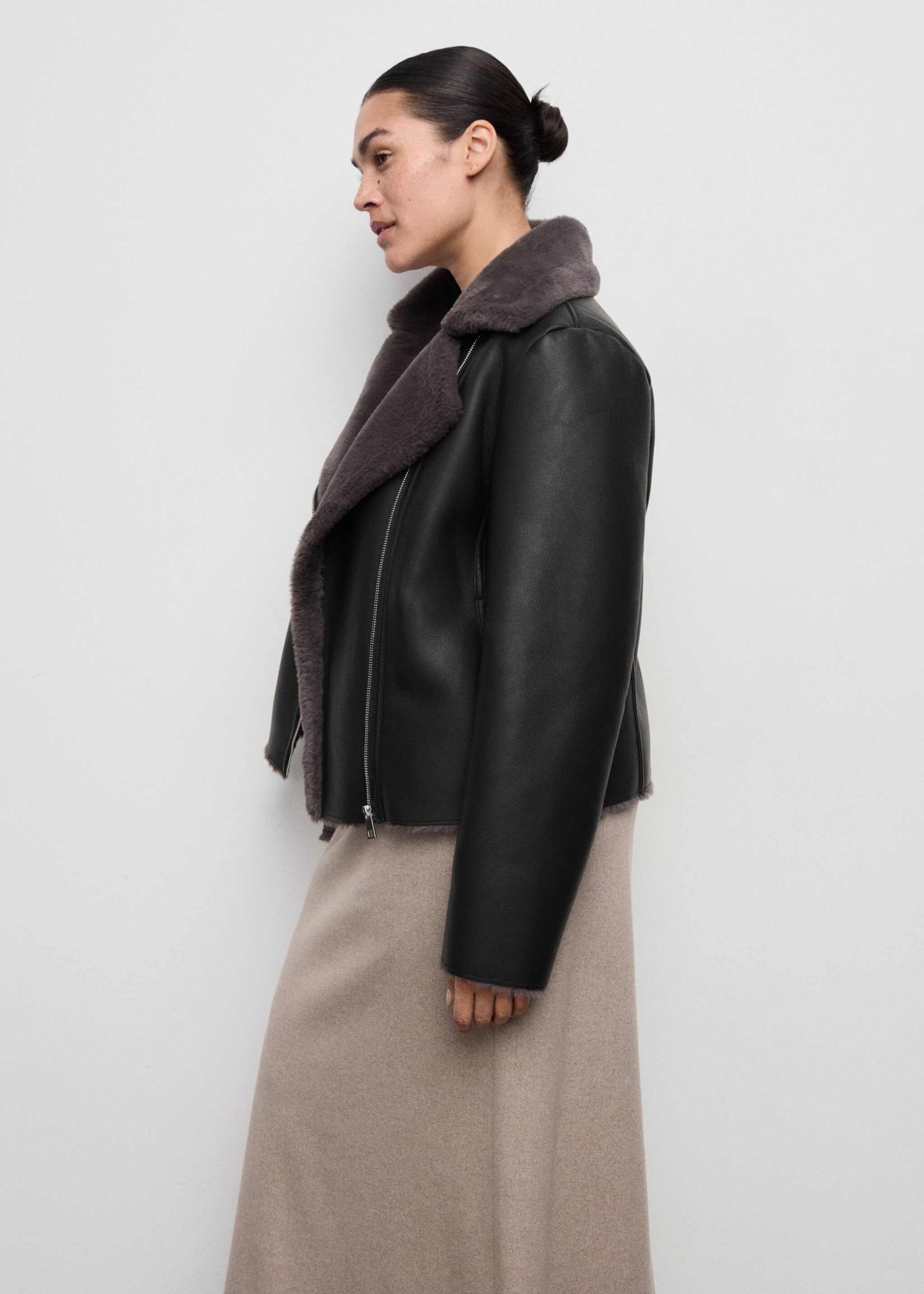 Faux fur biker jacket - Details of the article 5, Black. Ref: 27091187-00.