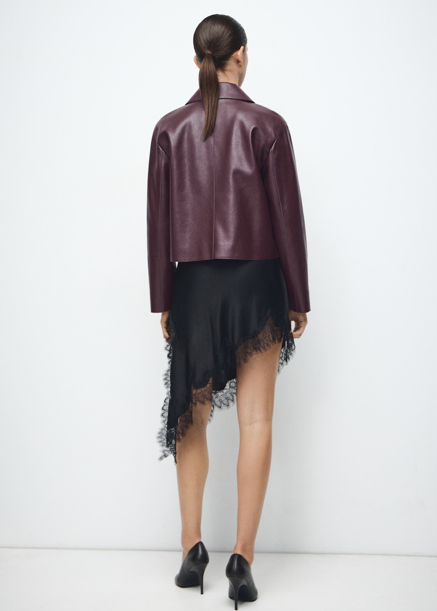 Faux leather effect jacket with pockets - Reverse of the article