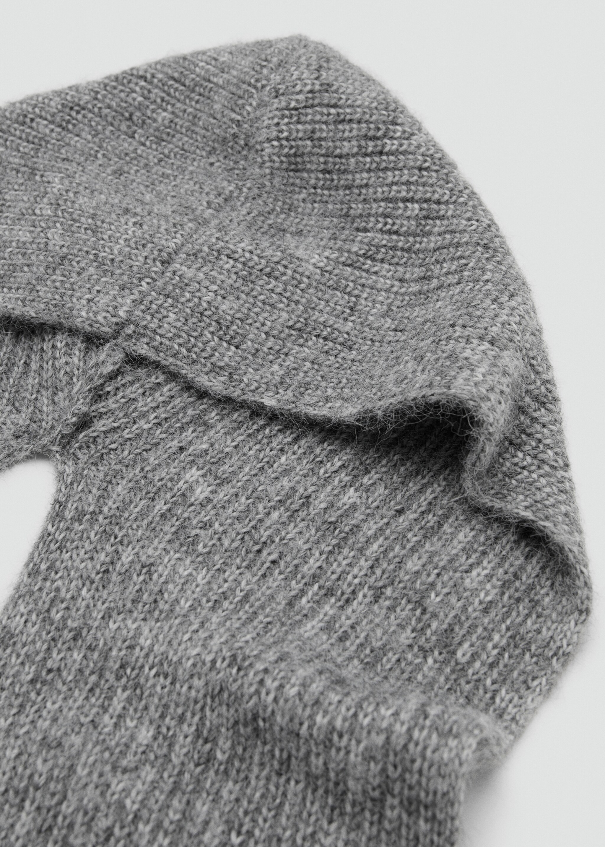 Combined knit scarf - Details of the article 1, Medium Heather Grey. Ref: 27091195-00.