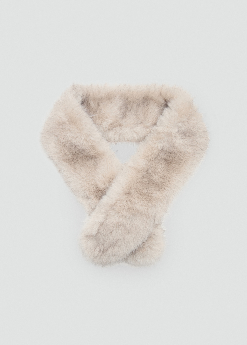 Fur-effect scarf