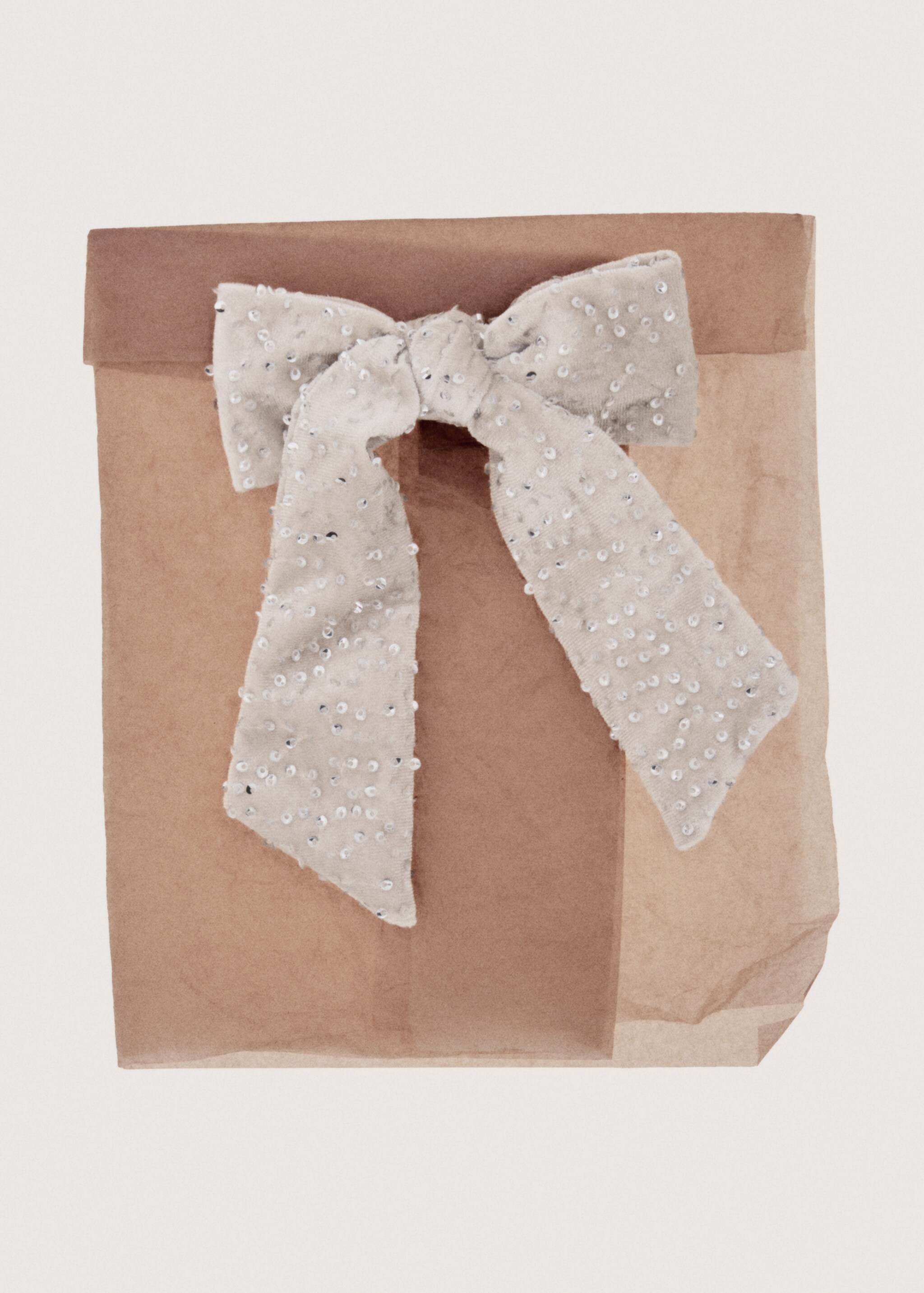 Hair clip with sequin bow - Details of the article 7, Sand. Ref: 27091203-00.