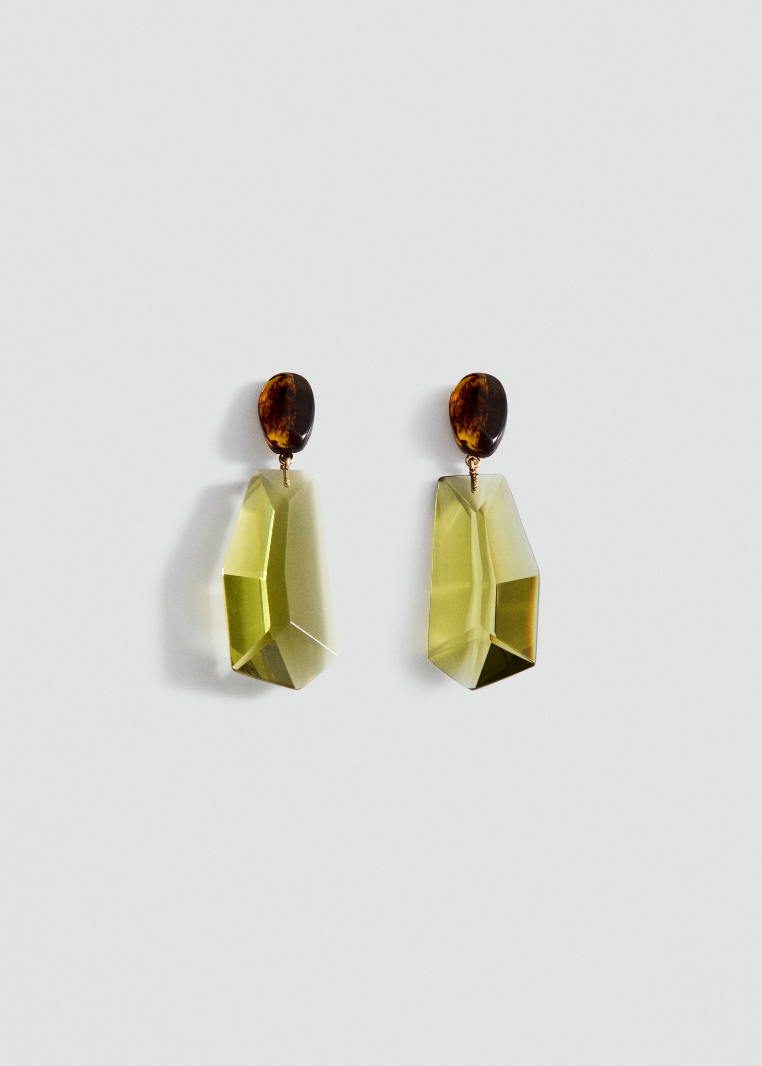 Boucles d'oreilles résine combinées - Article sans modèle
