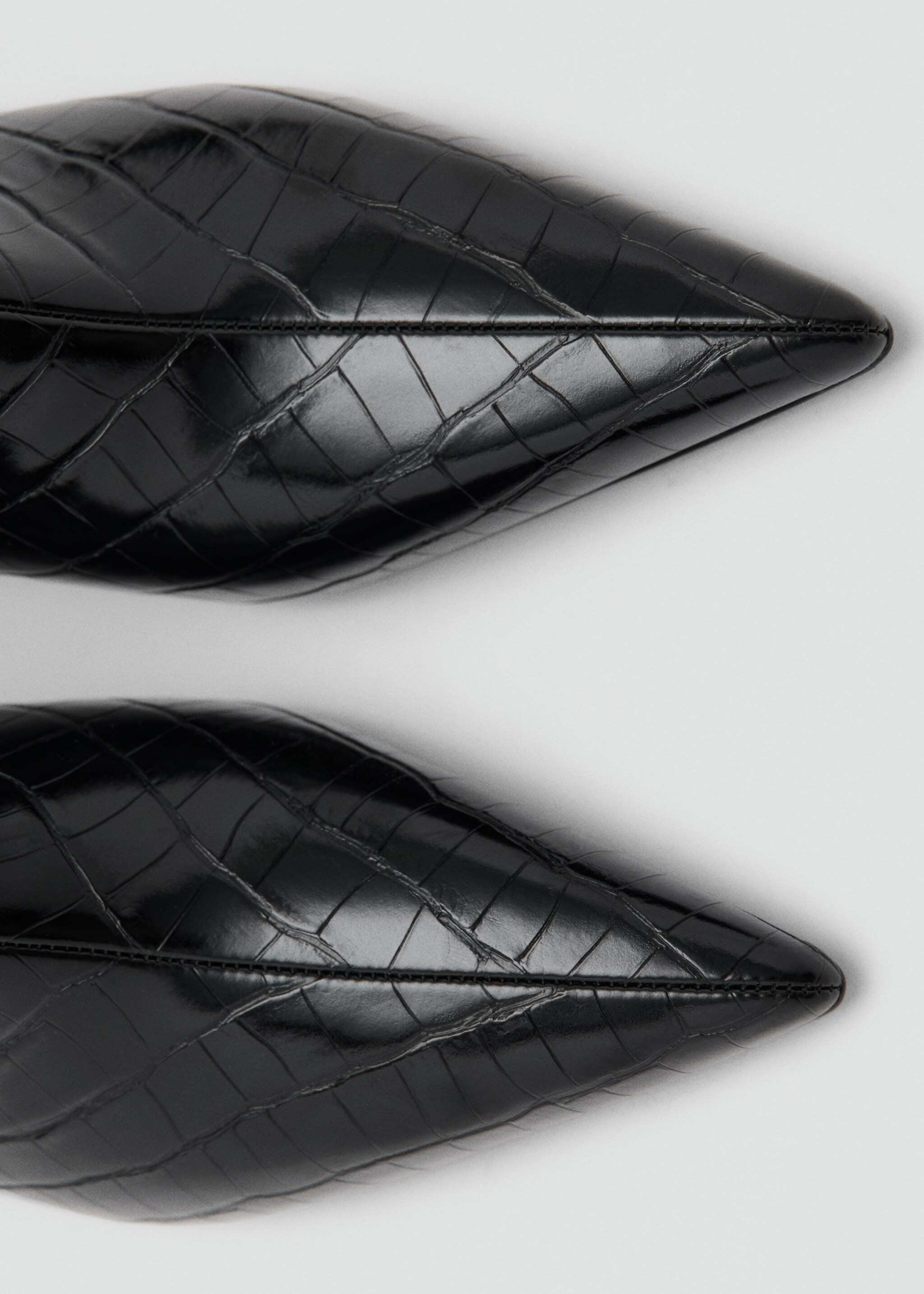 Croco faux leather boot - Details of the article 2, Black. Ref: 27091207-00.