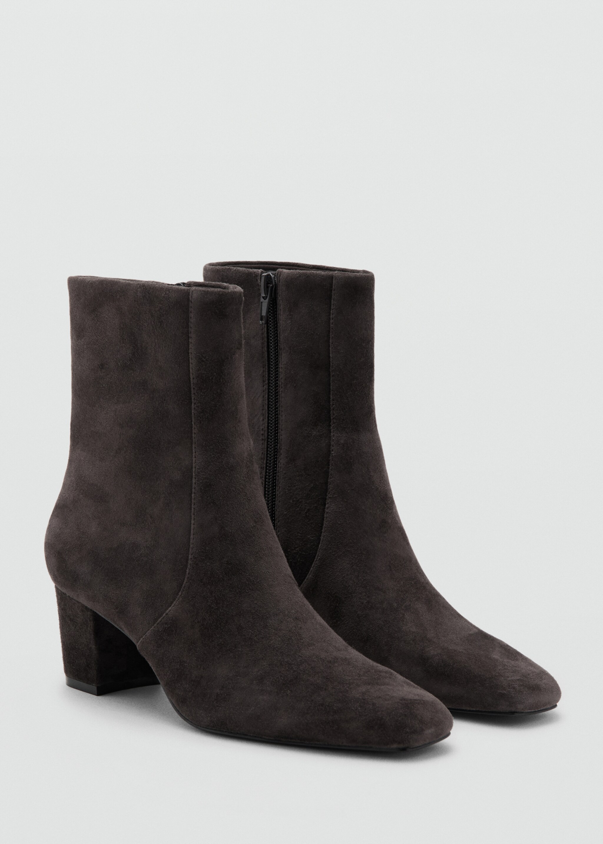 Suede block-heel boots - Medium plane, Dark Heather Grey. Ref: 27091208-00.