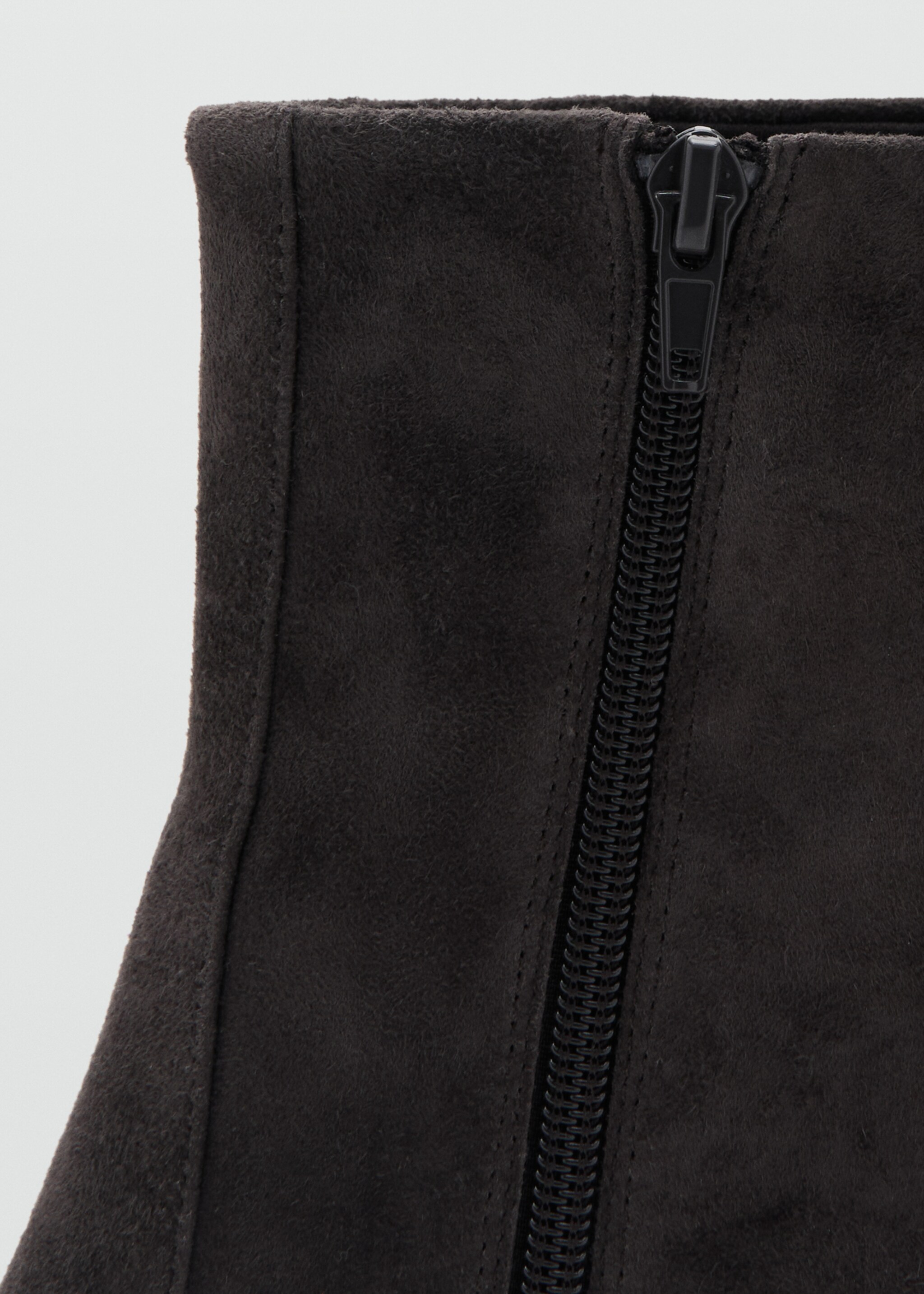 Suede block-heel boots - Details of the article 2, Dark Heather Grey. Ref: 27091208-00.