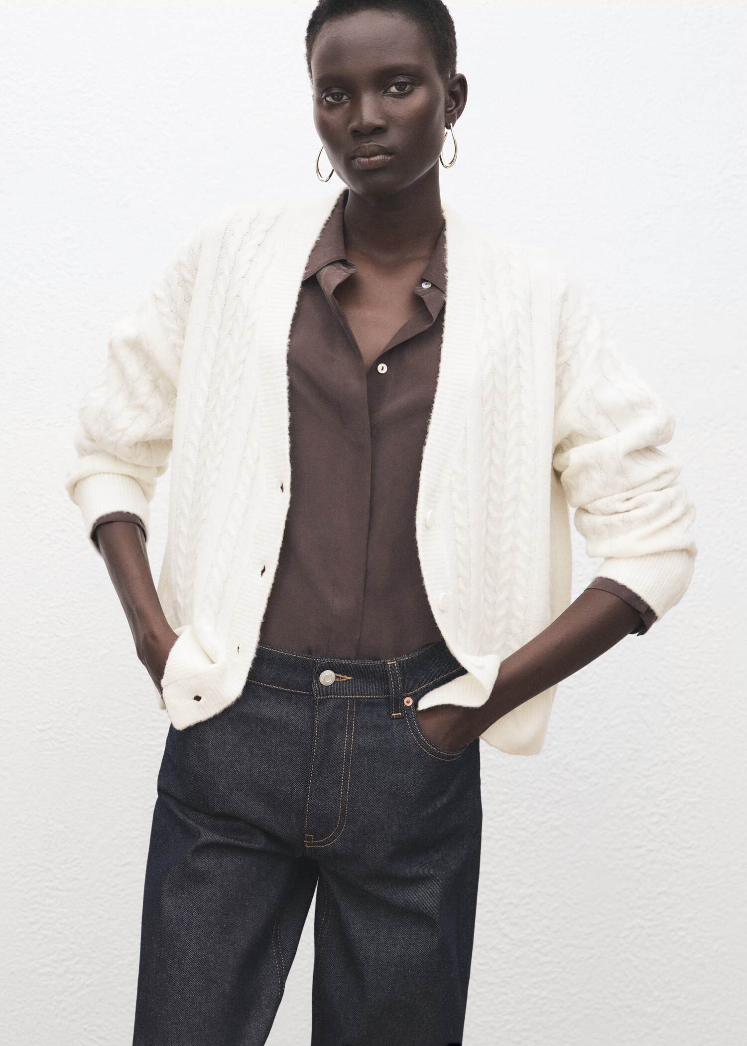 Cardigan maille tressée - Plan moyen