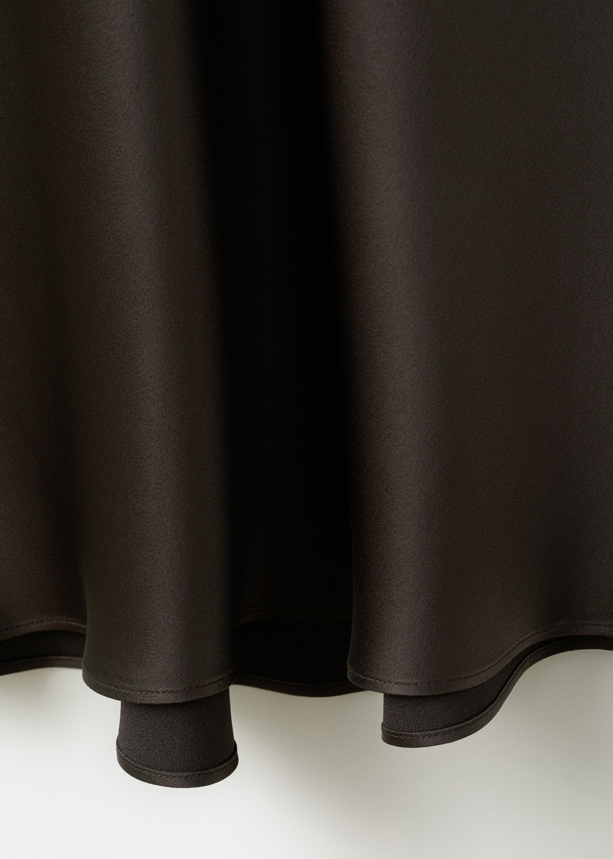 Satin maxi-skirt - Details of the article 8, Brown. Ref: 27091222-00.