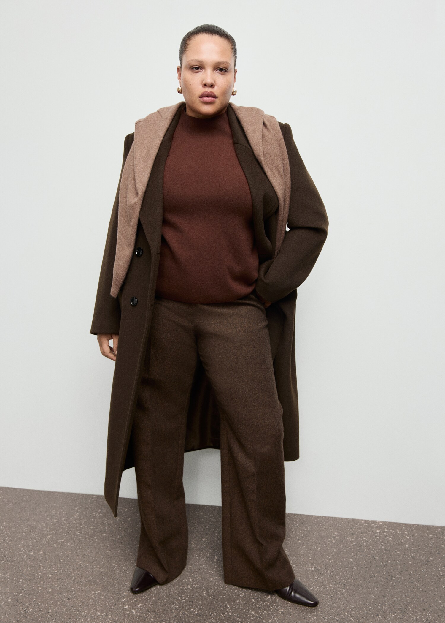 Knitted sweater with perkins neck - Details of the article 3