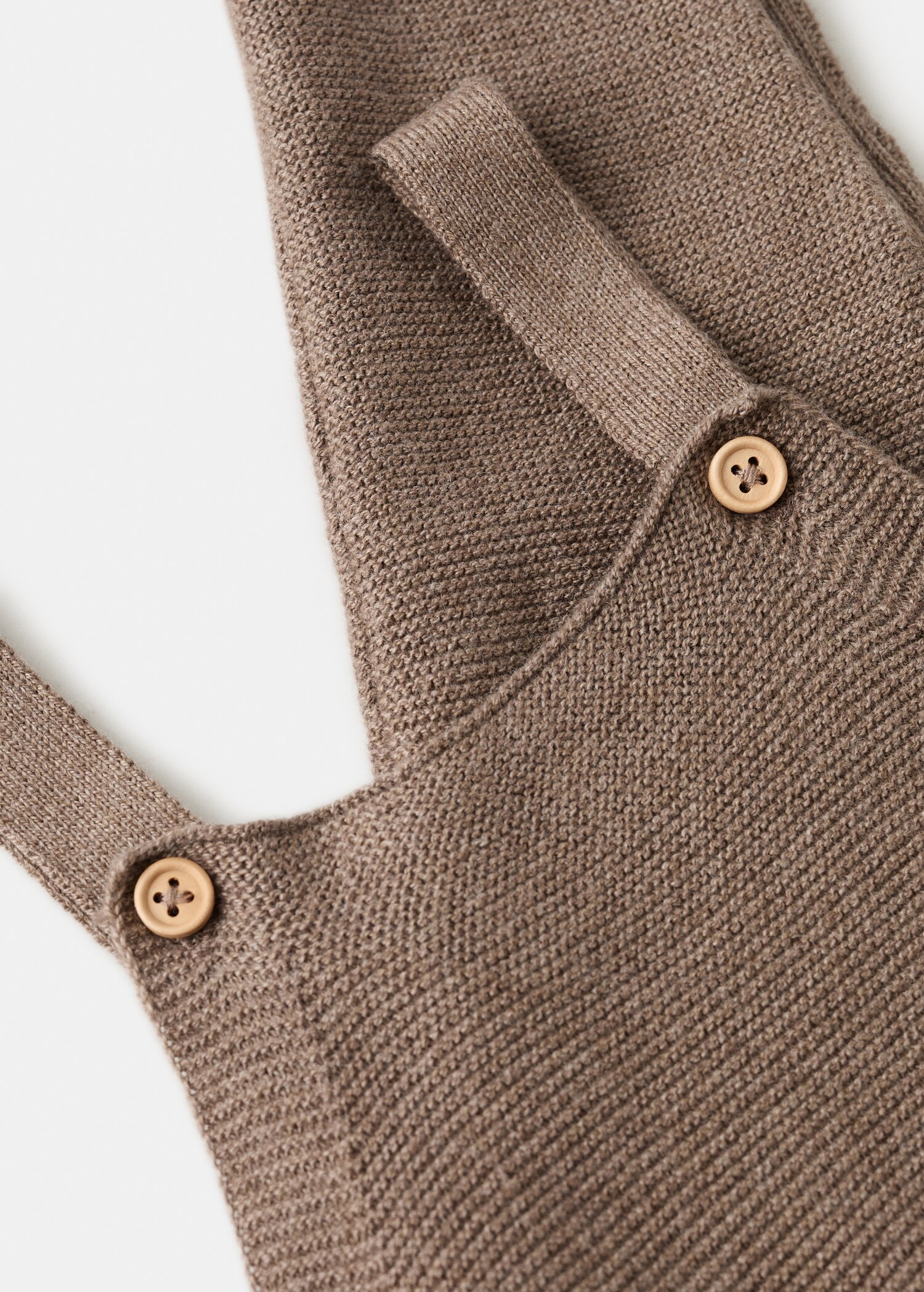 Long knitted dungarees - Details of the article 0