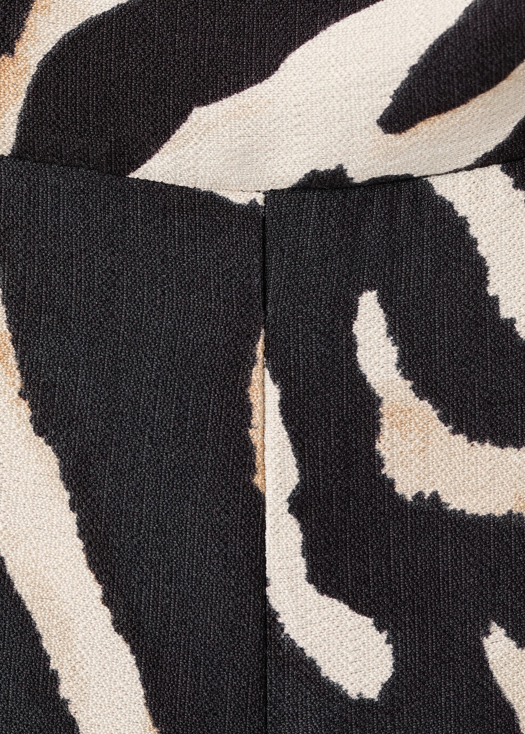 Printed strapless jumpsuit - image 4