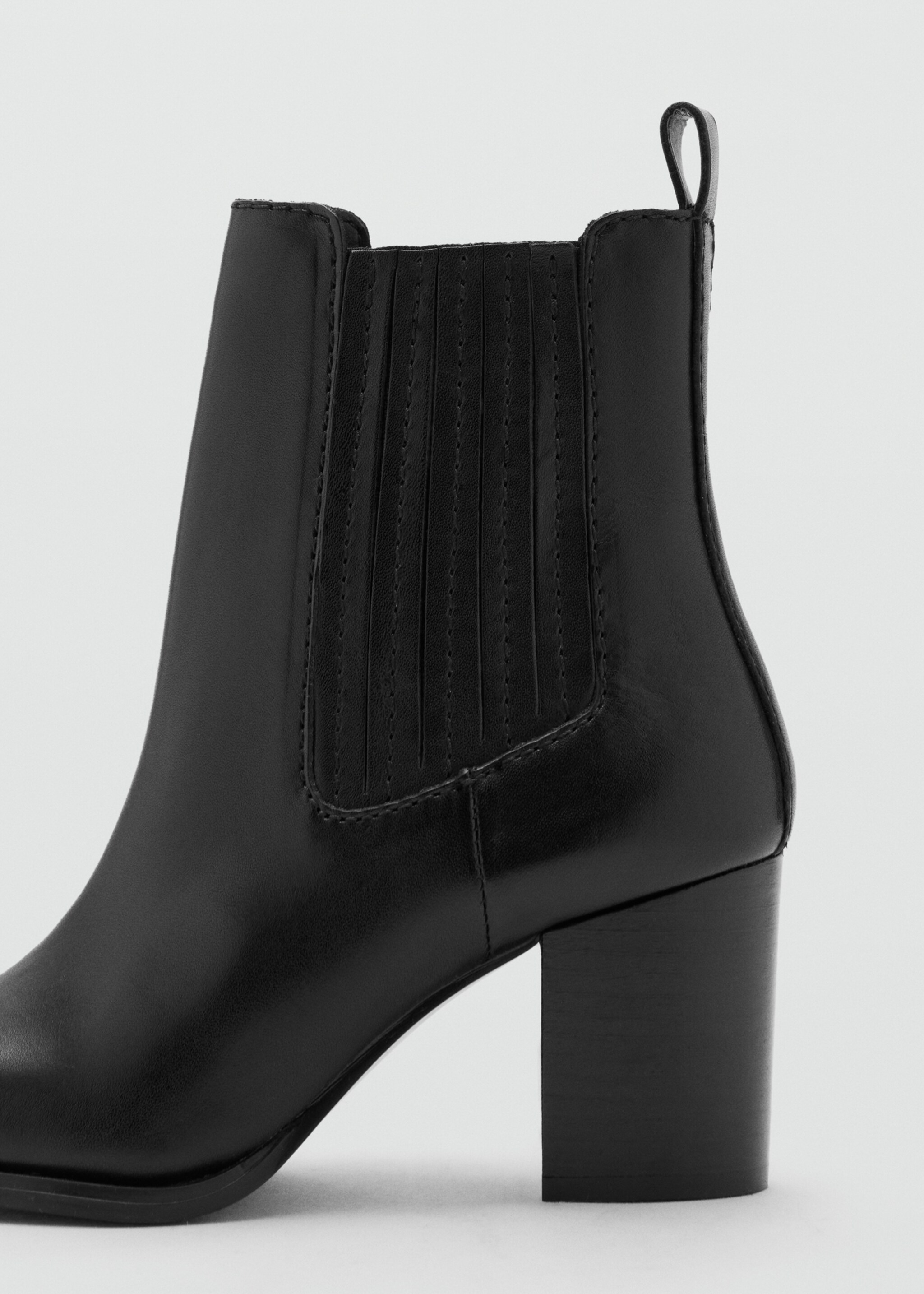Leather pointed ankle boots - Details of the article 1, Black. Ref: 27091238-00.