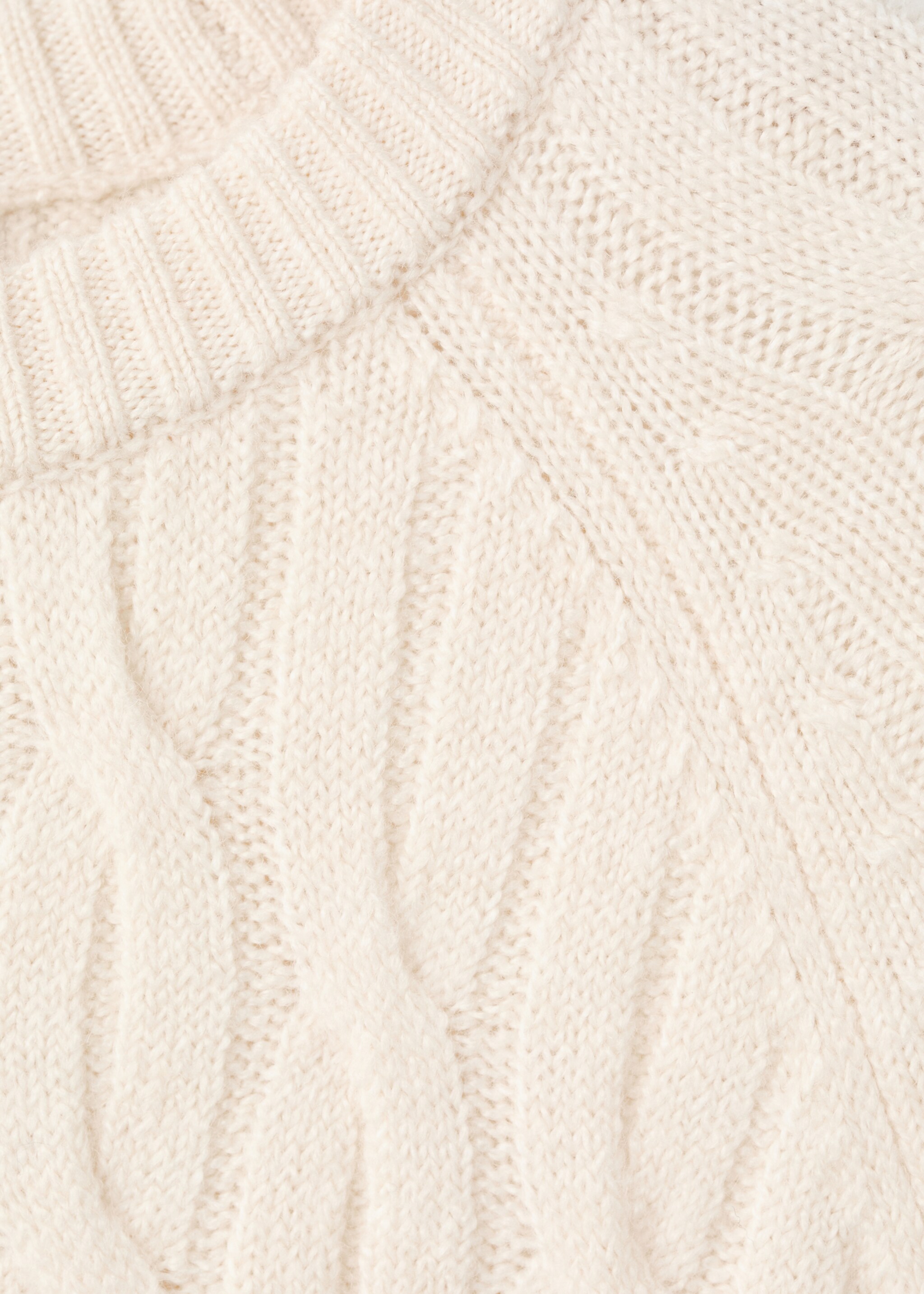 Jersey punto estructura ochos - Detalle del artículo 8, Crudo. Ref: 27091242-00.