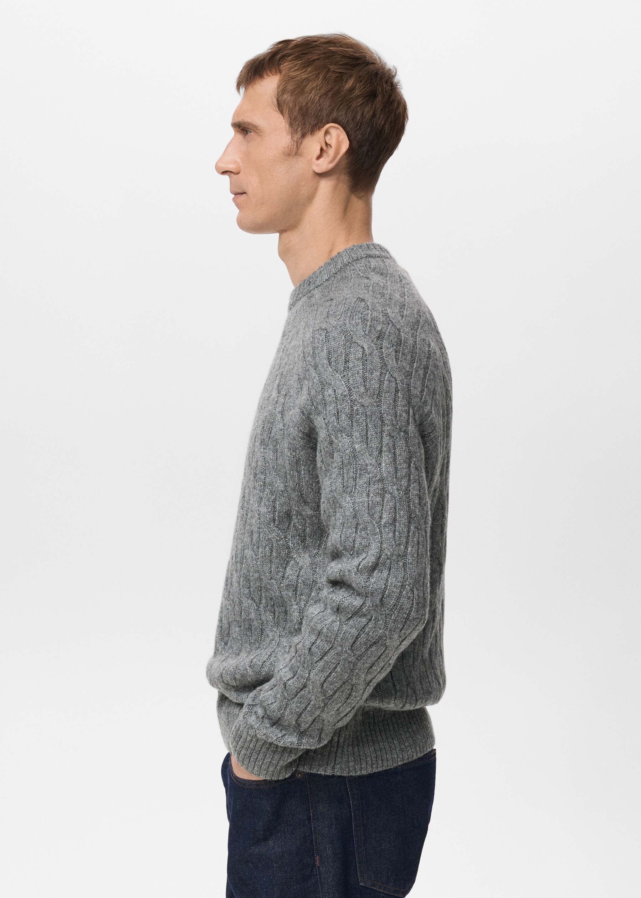 Cable knit jumper - Details of the article 1, Grey. Ref: 27091242-00.