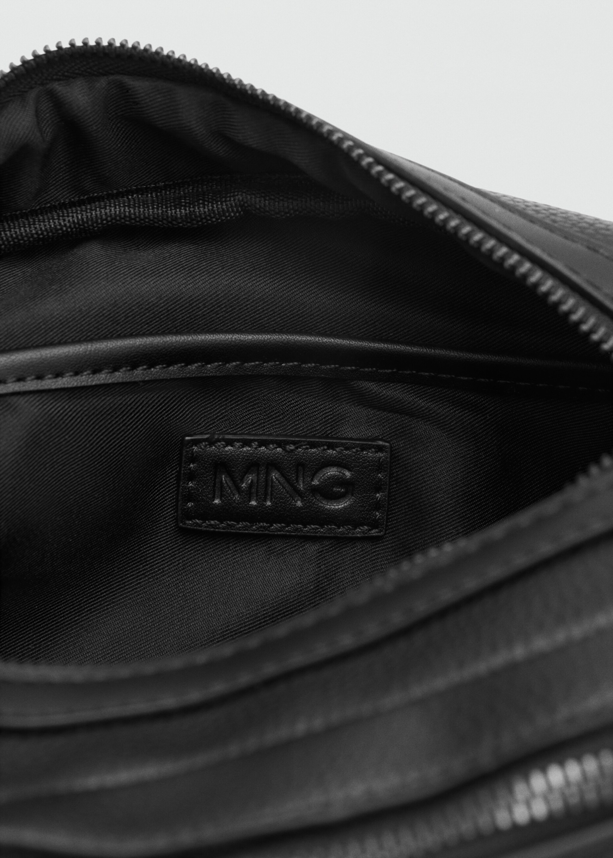 Handbag toiletxs - Details of the article 2, Black. Ref: 27091243-00.