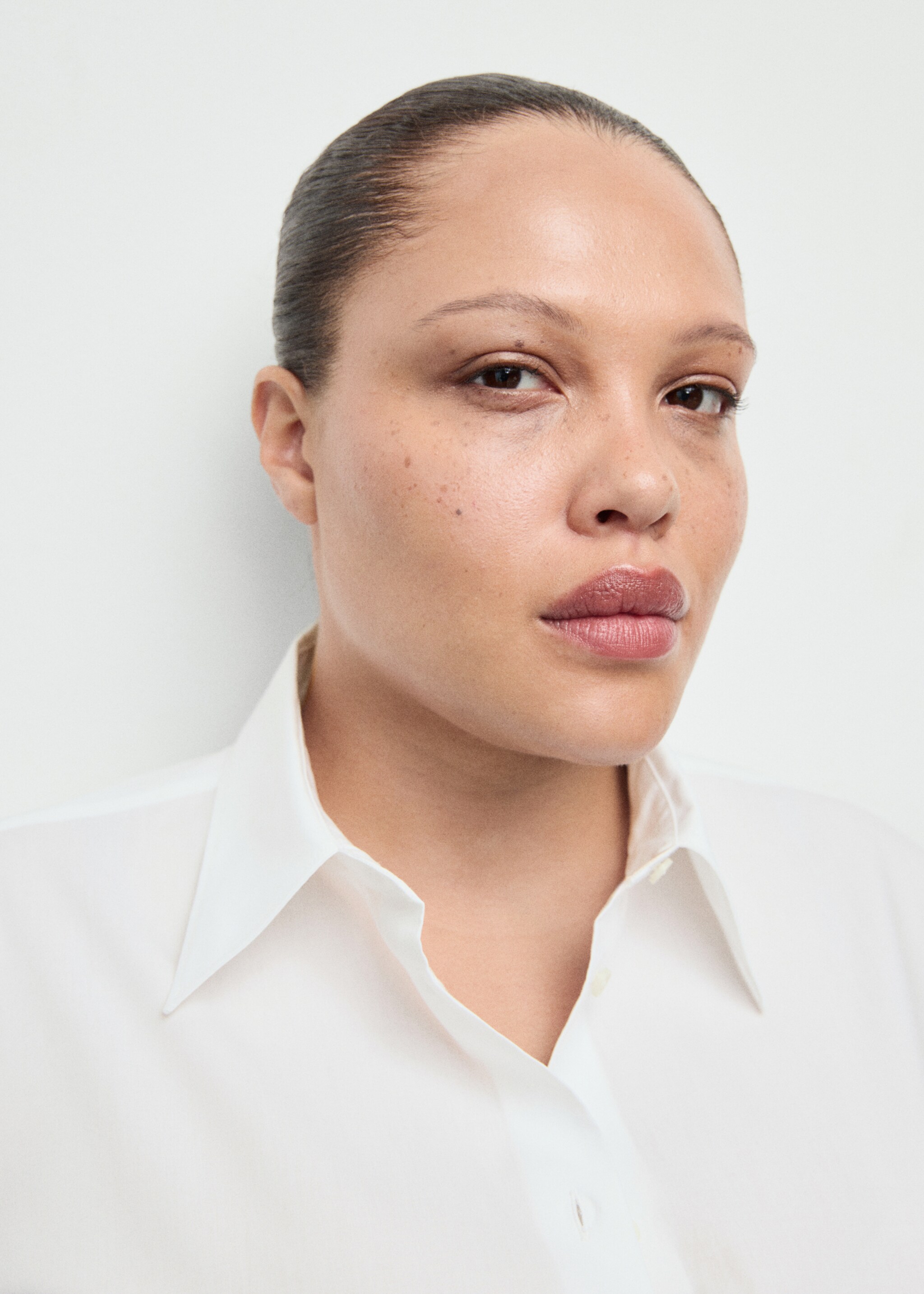 Regular cotton lyocell-blend shirt - Details of the article 4, Off White. Ref: 27091246-00.